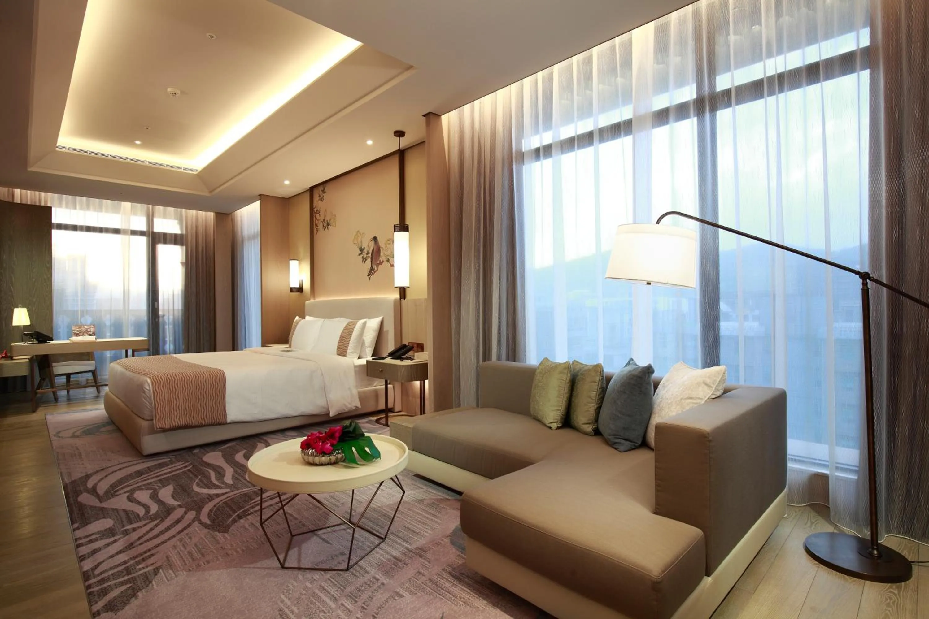 Photo of the whole room, Bed in Grand Mayfull Taipei