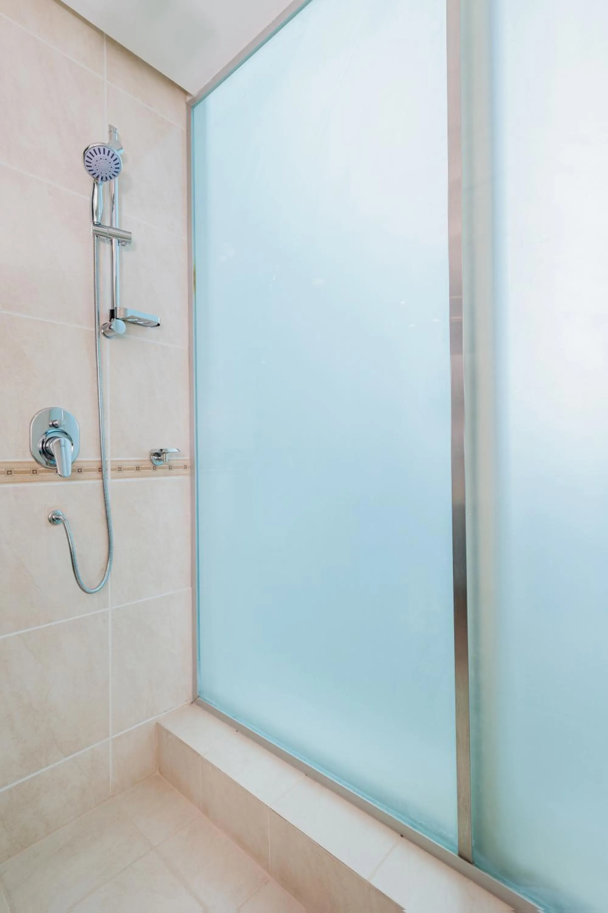 Shower in Kempinski Residences & Suites, Doha