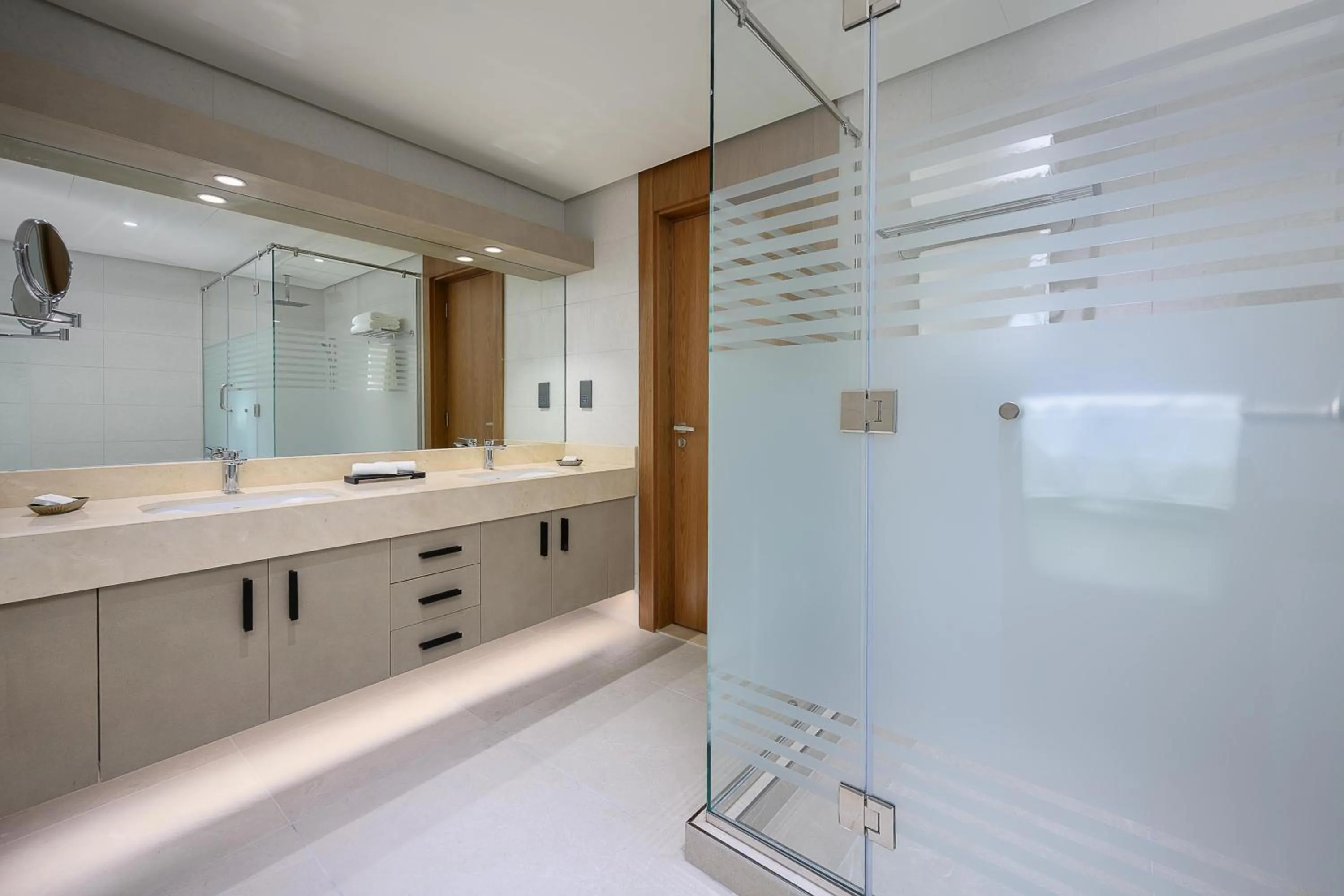 Photo of the whole room in Kempinski Residences & Suites, Doha