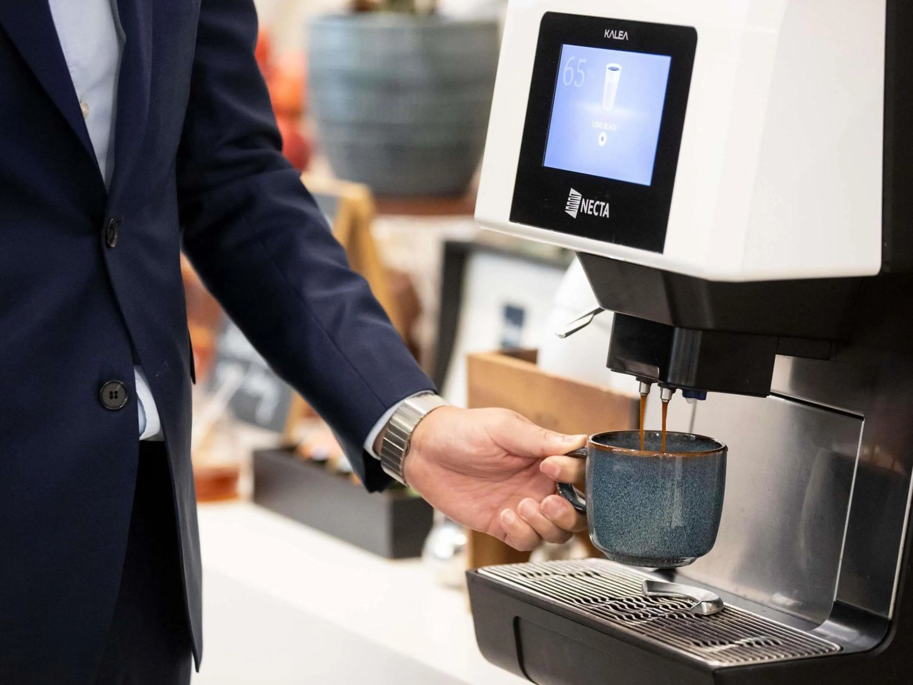 Restaurant/places to eat in The Sydney Boulevard Hotel