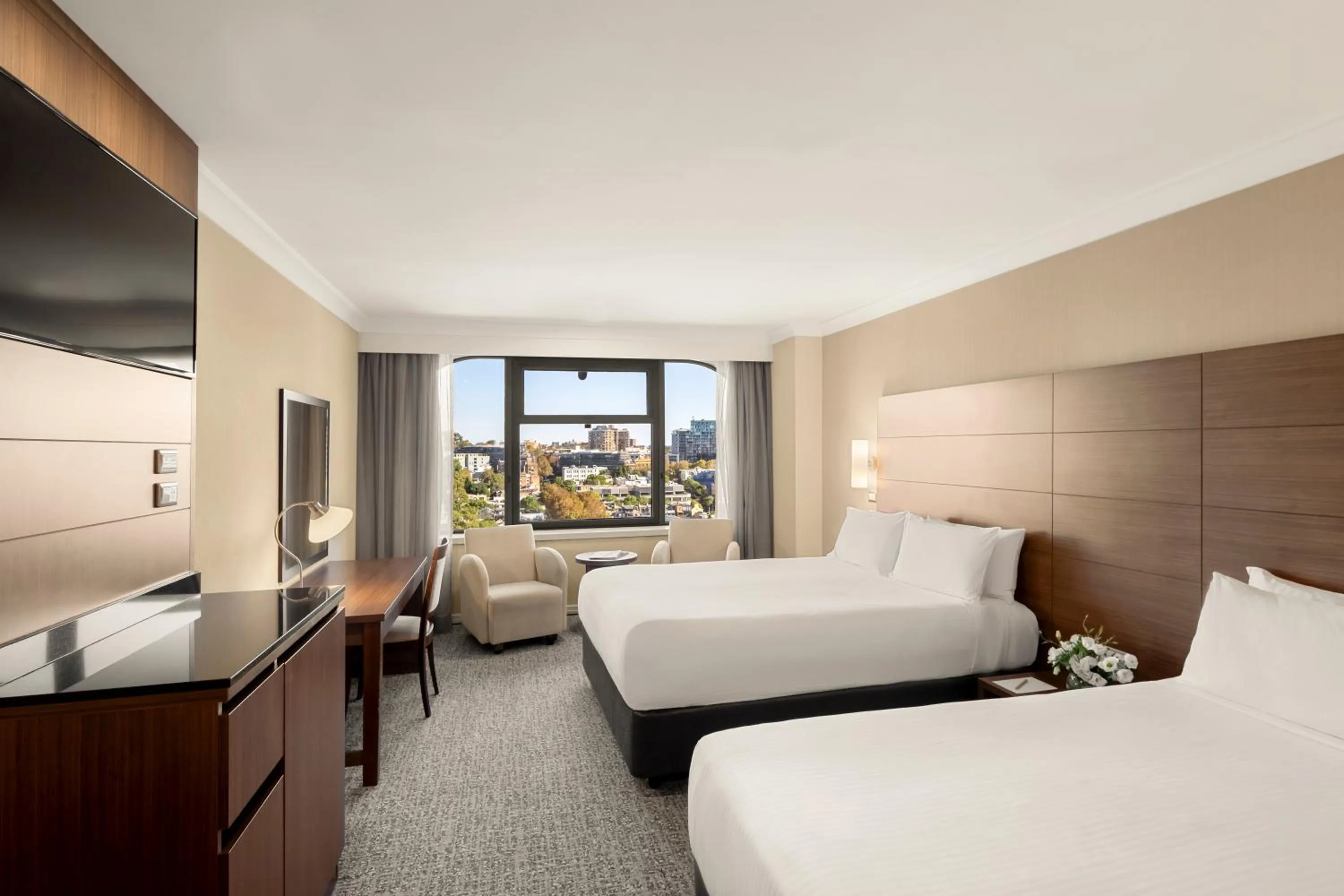 Photo of the whole room, Bed in The Sydney Boulevard Hotel