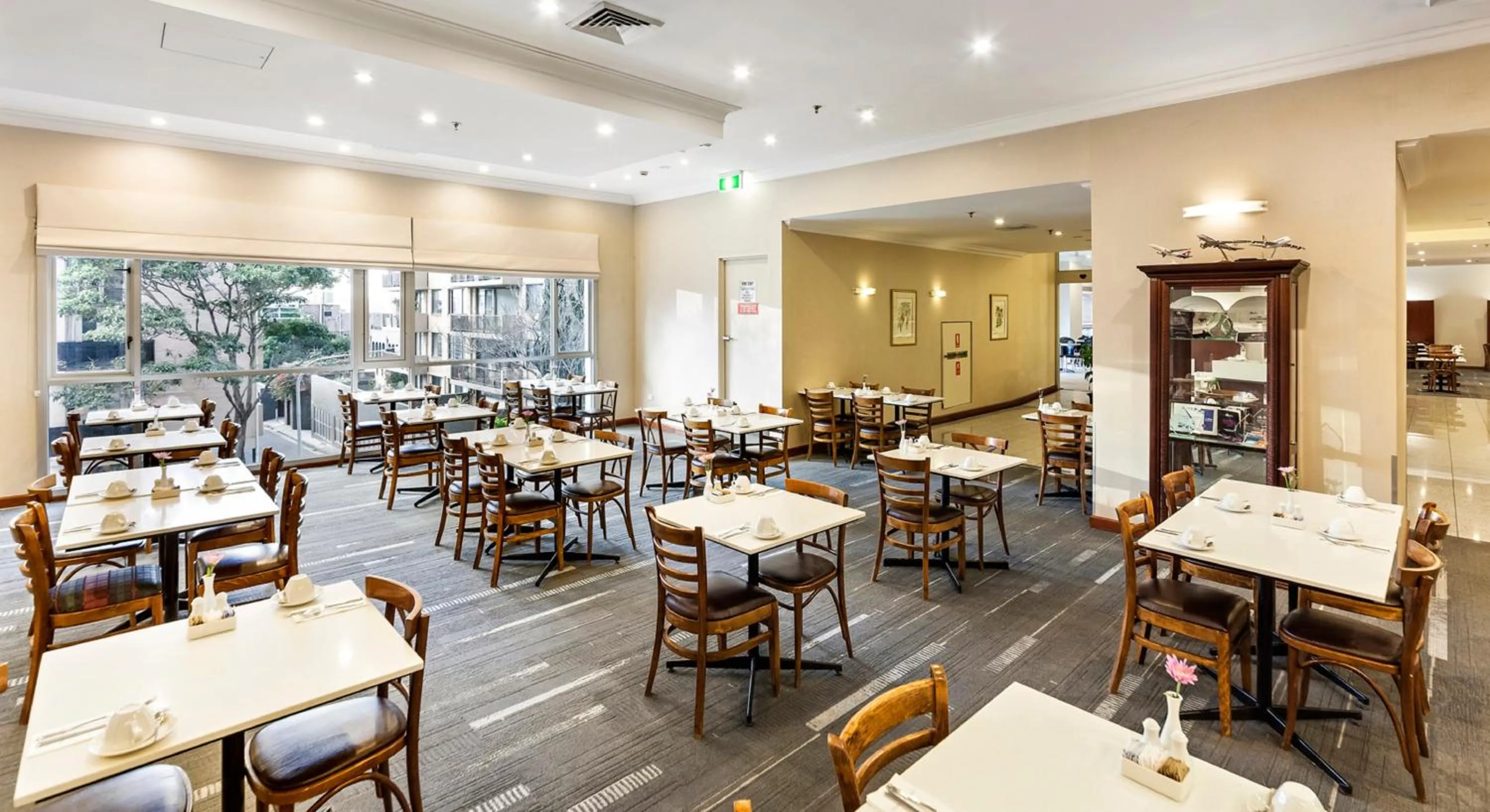 Restaurant/places to eat in The Sydney Boulevard Hotel