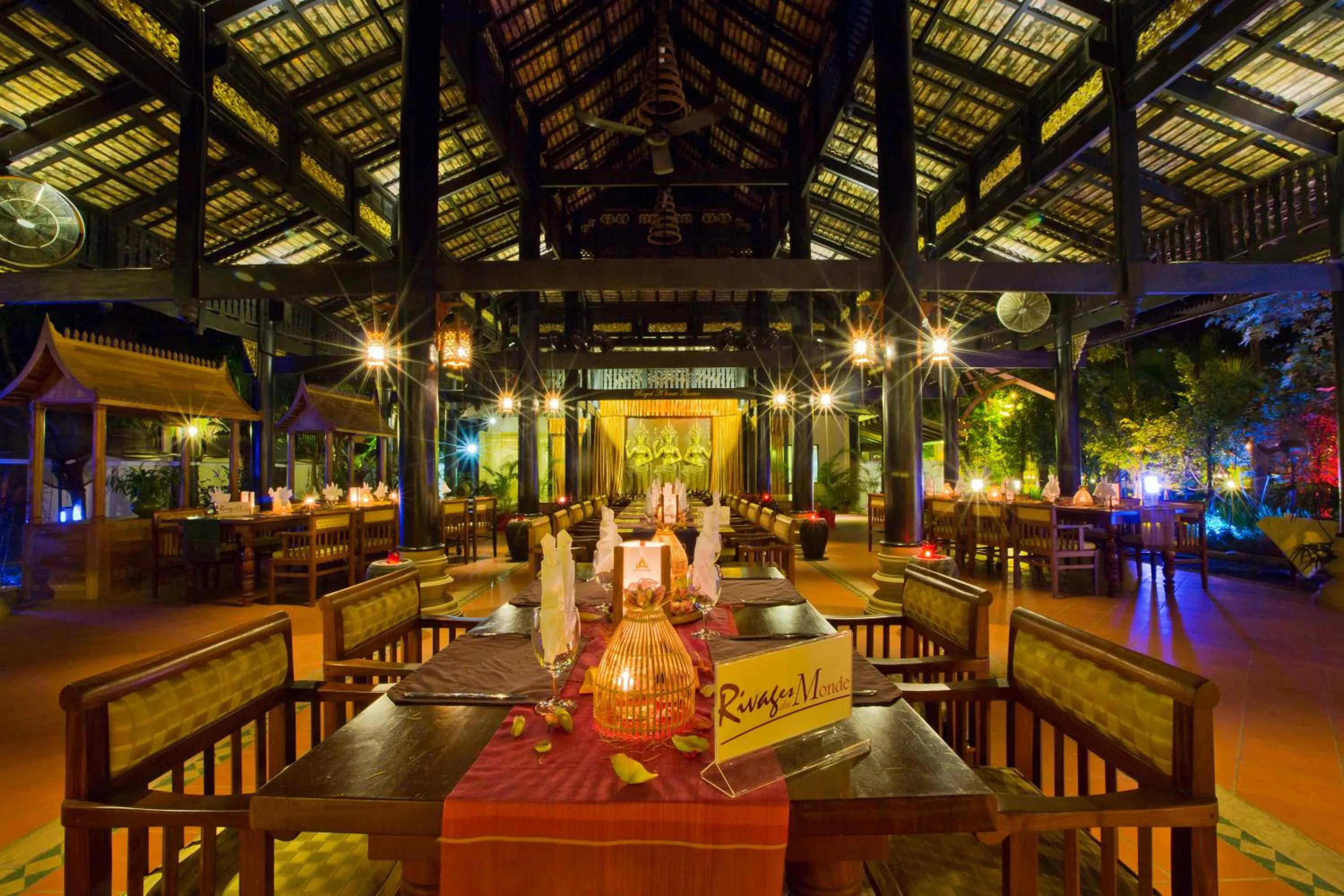 Restaurant/places to eat in Empress Angkor Resort & Spa