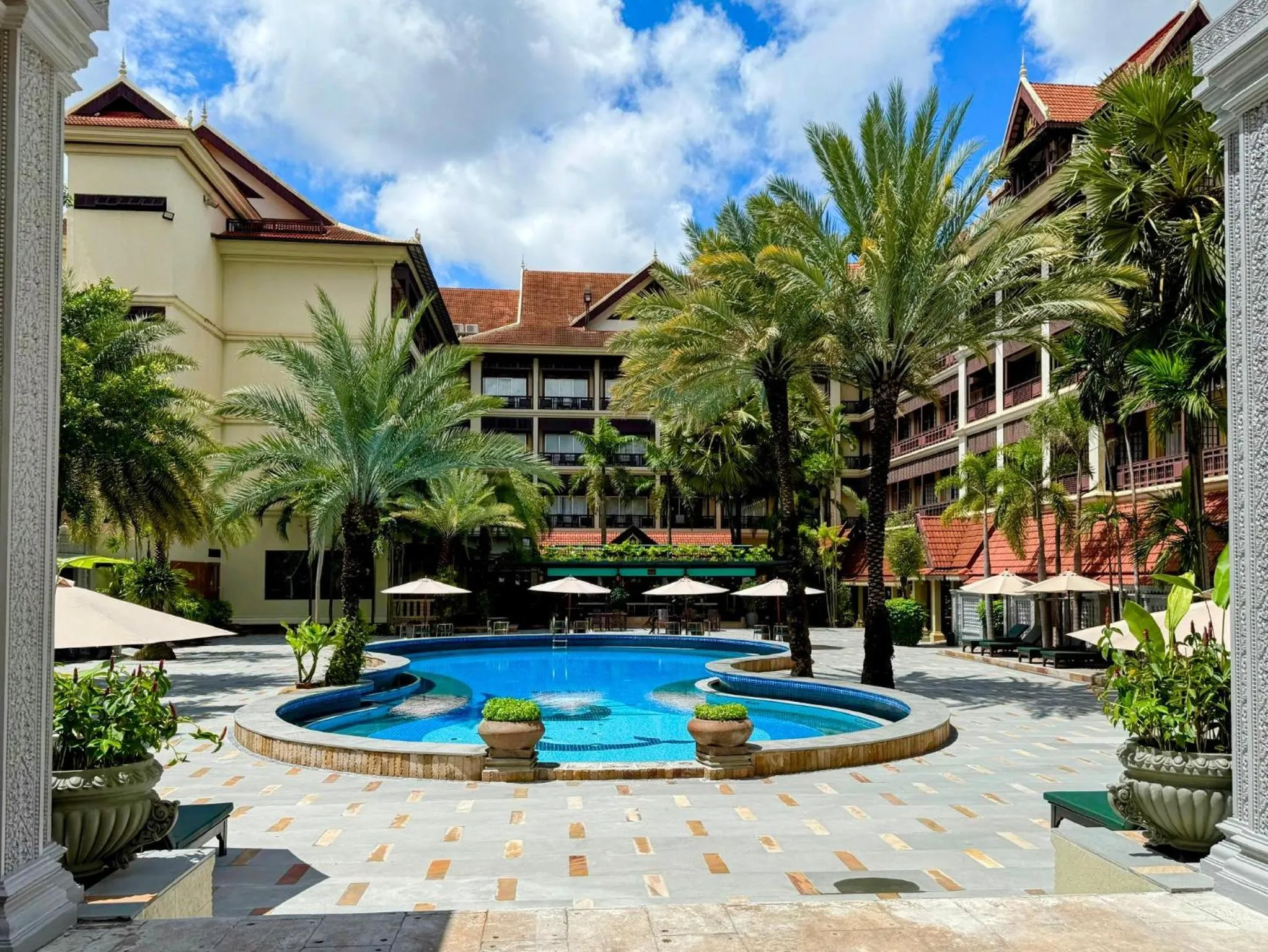 Swimming pool in Empress Angkor Resort & Spa
