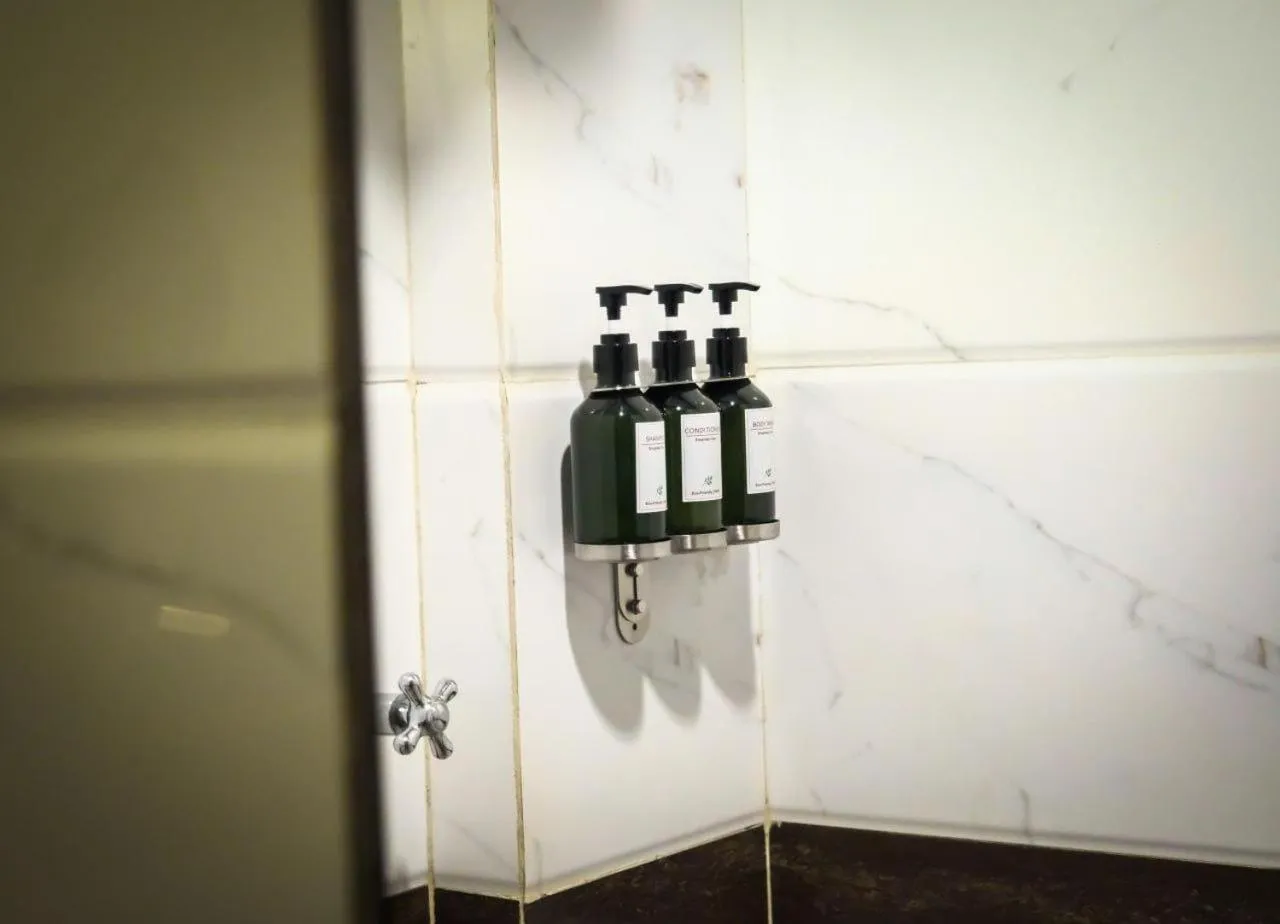 Shower in Empress Angkor Resort & Spa