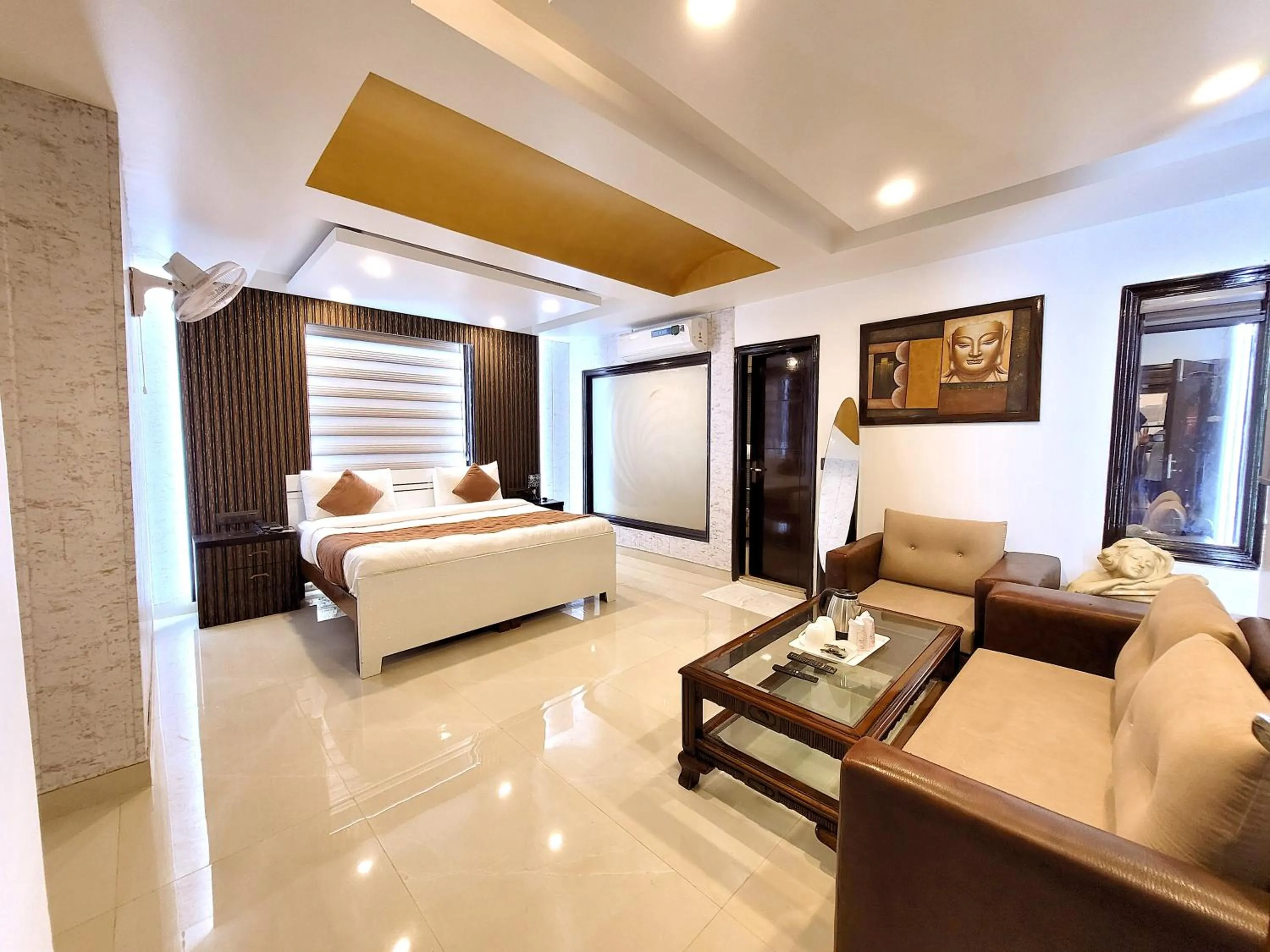 Bed in Hotel The Daanish Residency - Karol Bagh