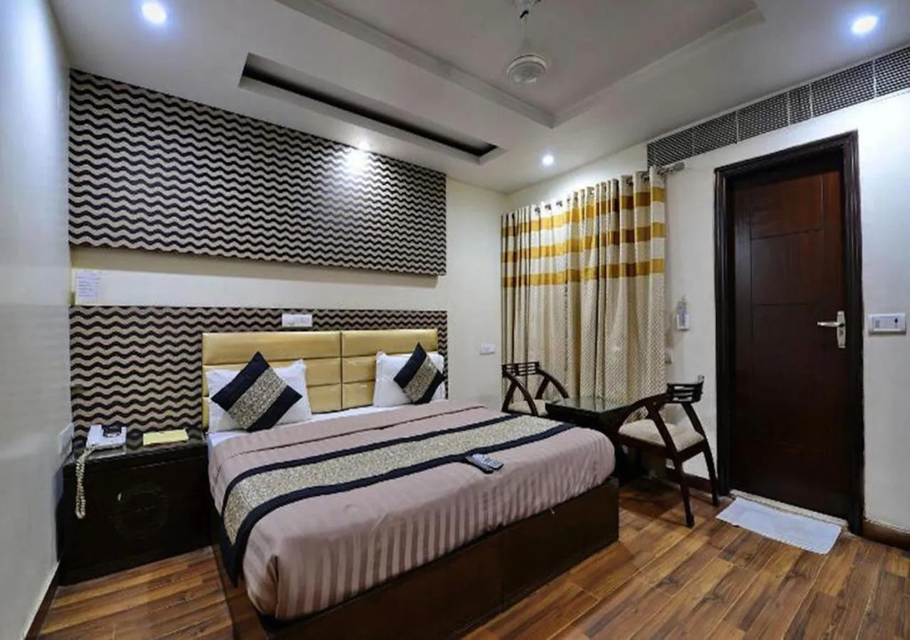 bunk bed, Bed in Hotel The Daanish Residency - Karol Bagh