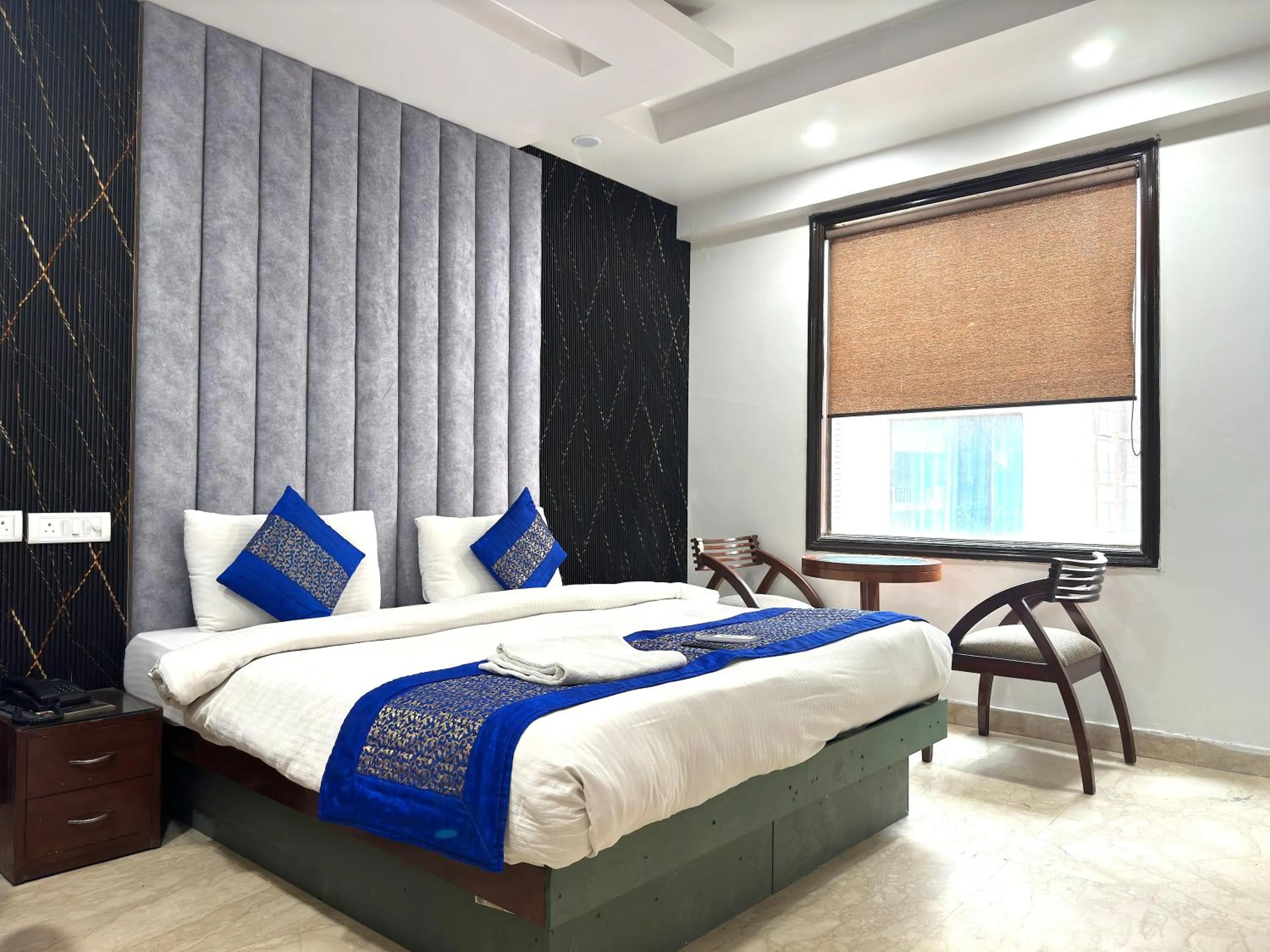 Bed in Hotel The Daanish Residency - Karol Bagh