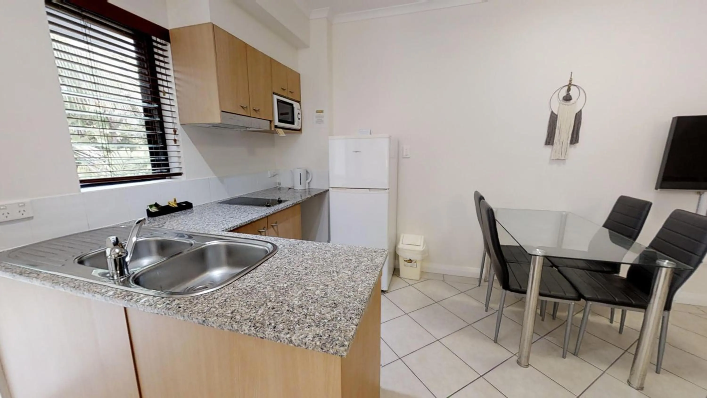 Kitchen or kitchenette in Silkari The Pavilions