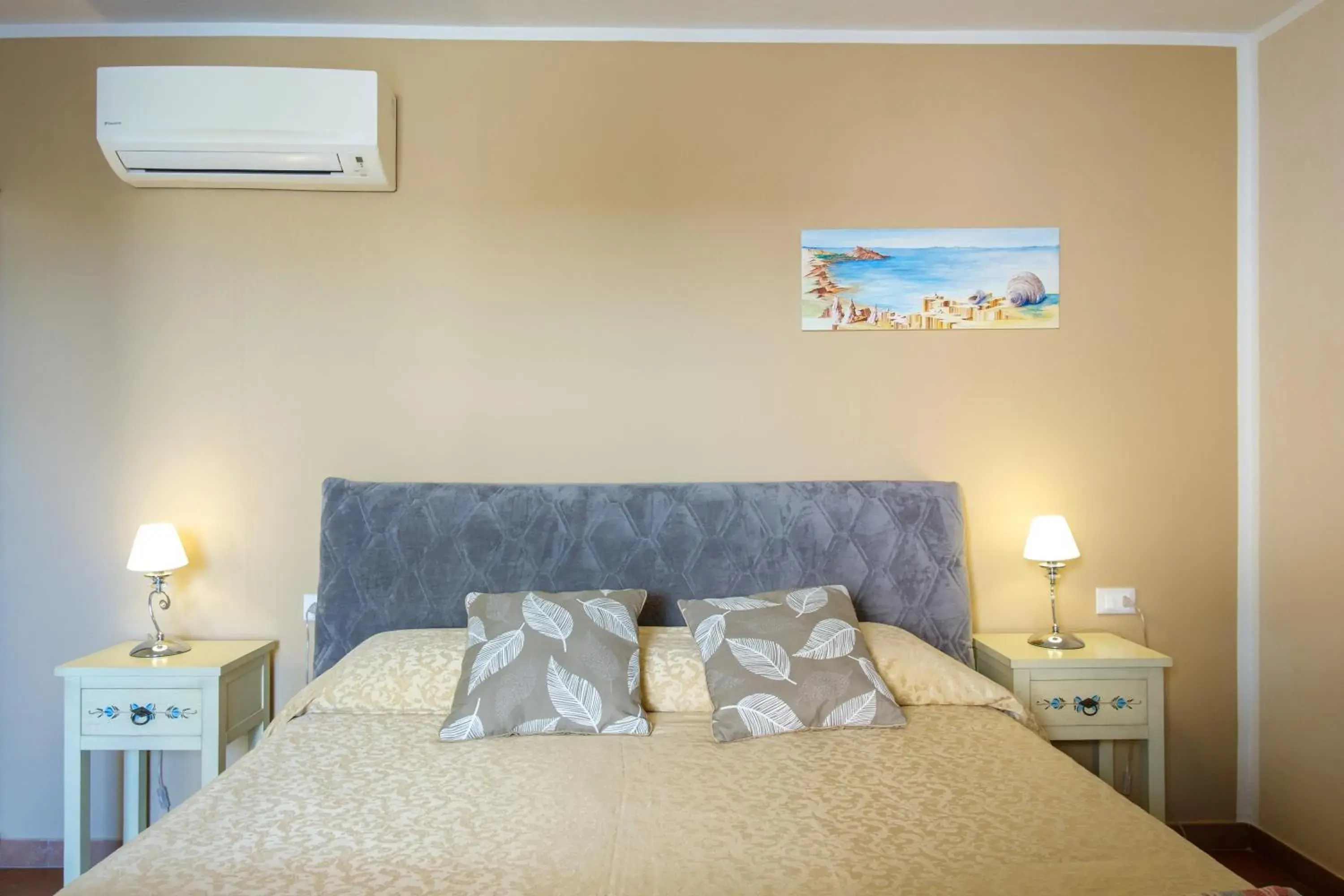 Deluxe Triple Room in Villa Piana Deluxe Triple Room in Villa Piana