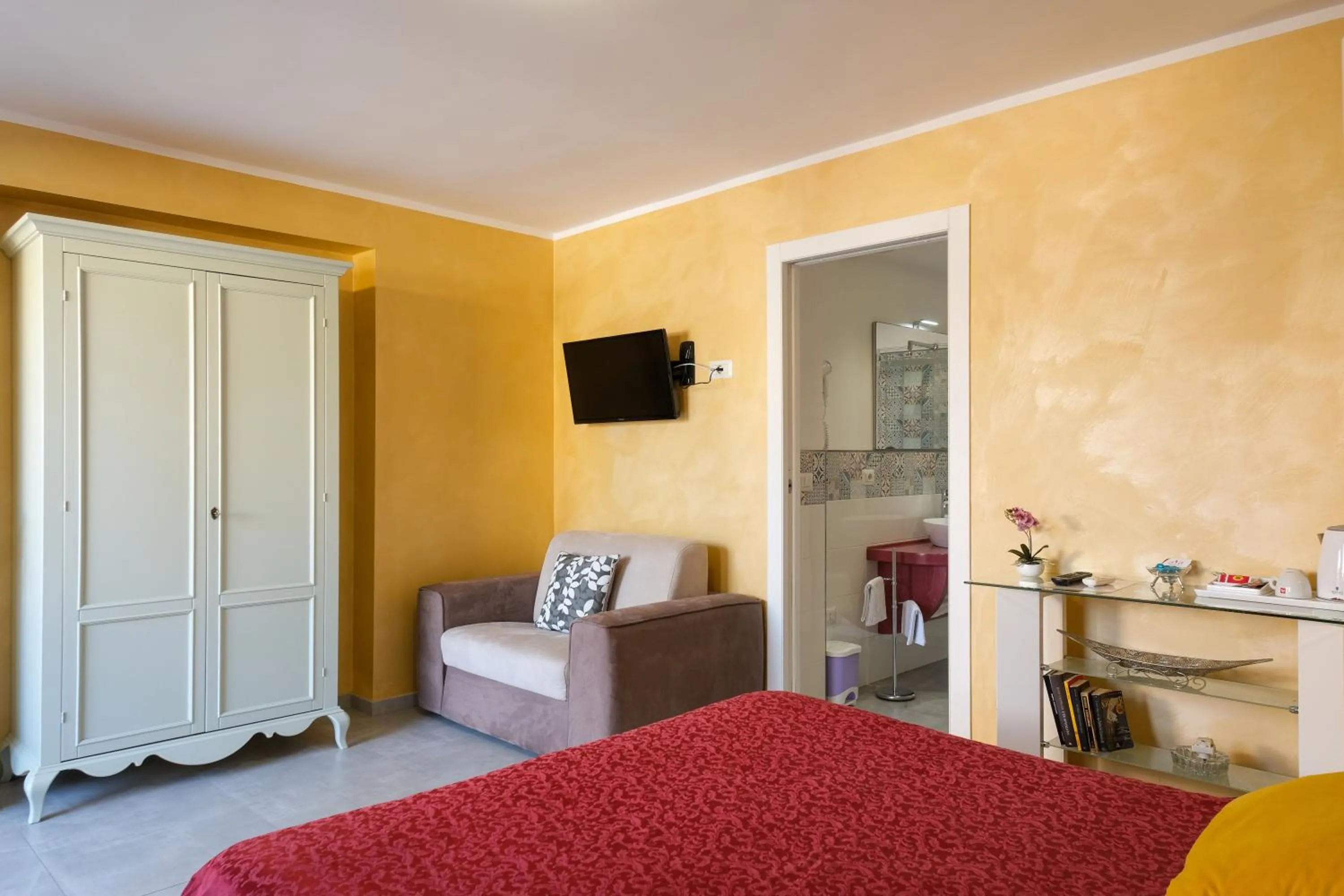 TV and multimedia in Villa Piana