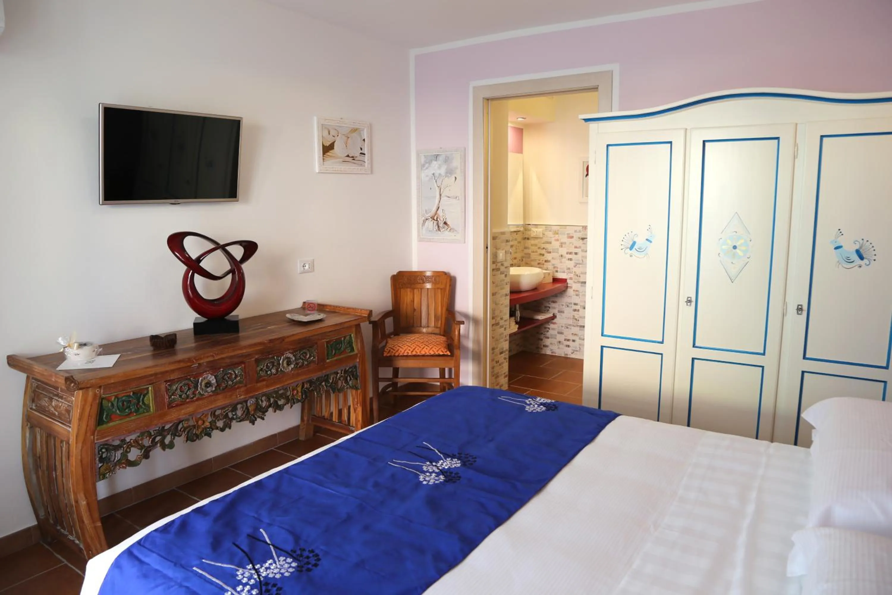 TV and multimedia in Villa Piana