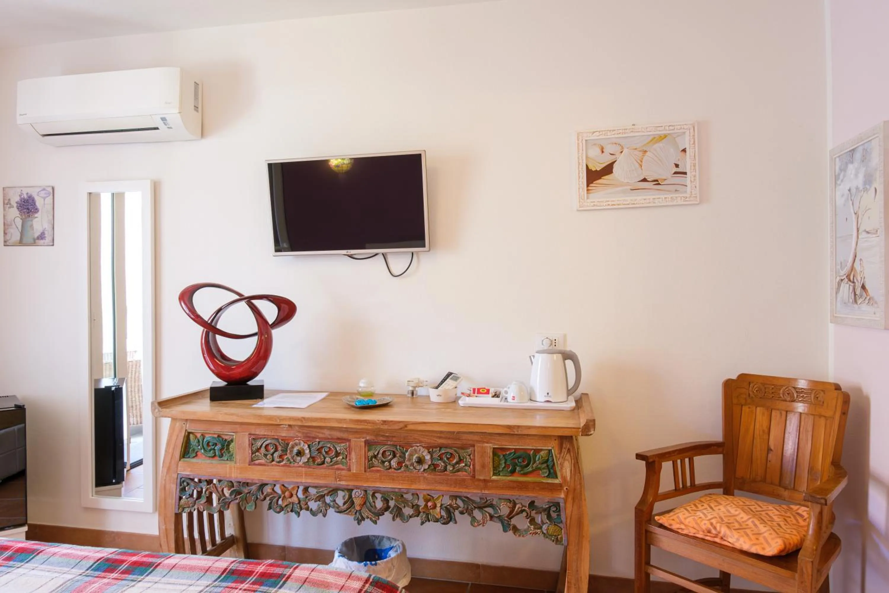 TV and multimedia in Villa Piana