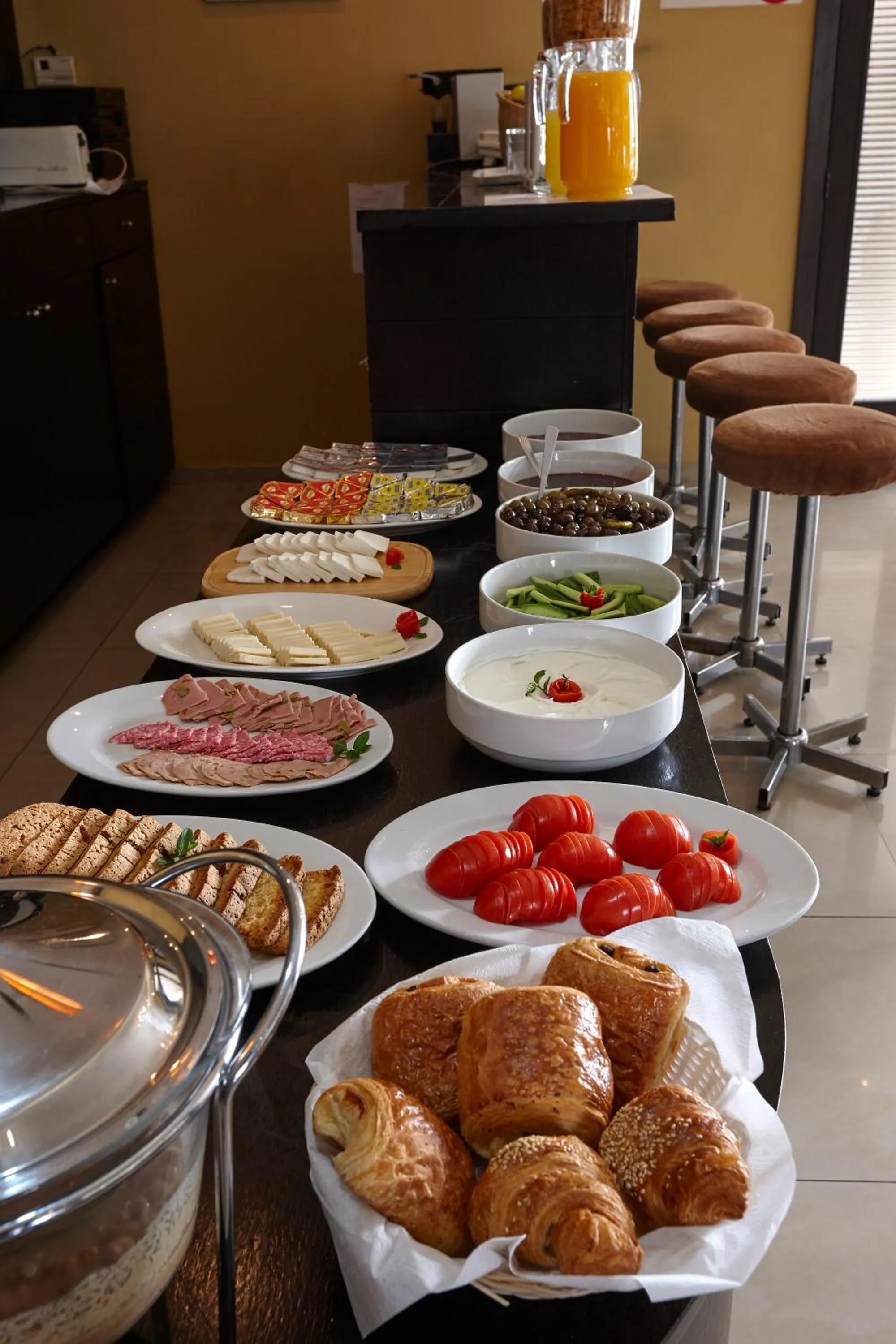 Buffet breakfast in Zoukotel Hotel