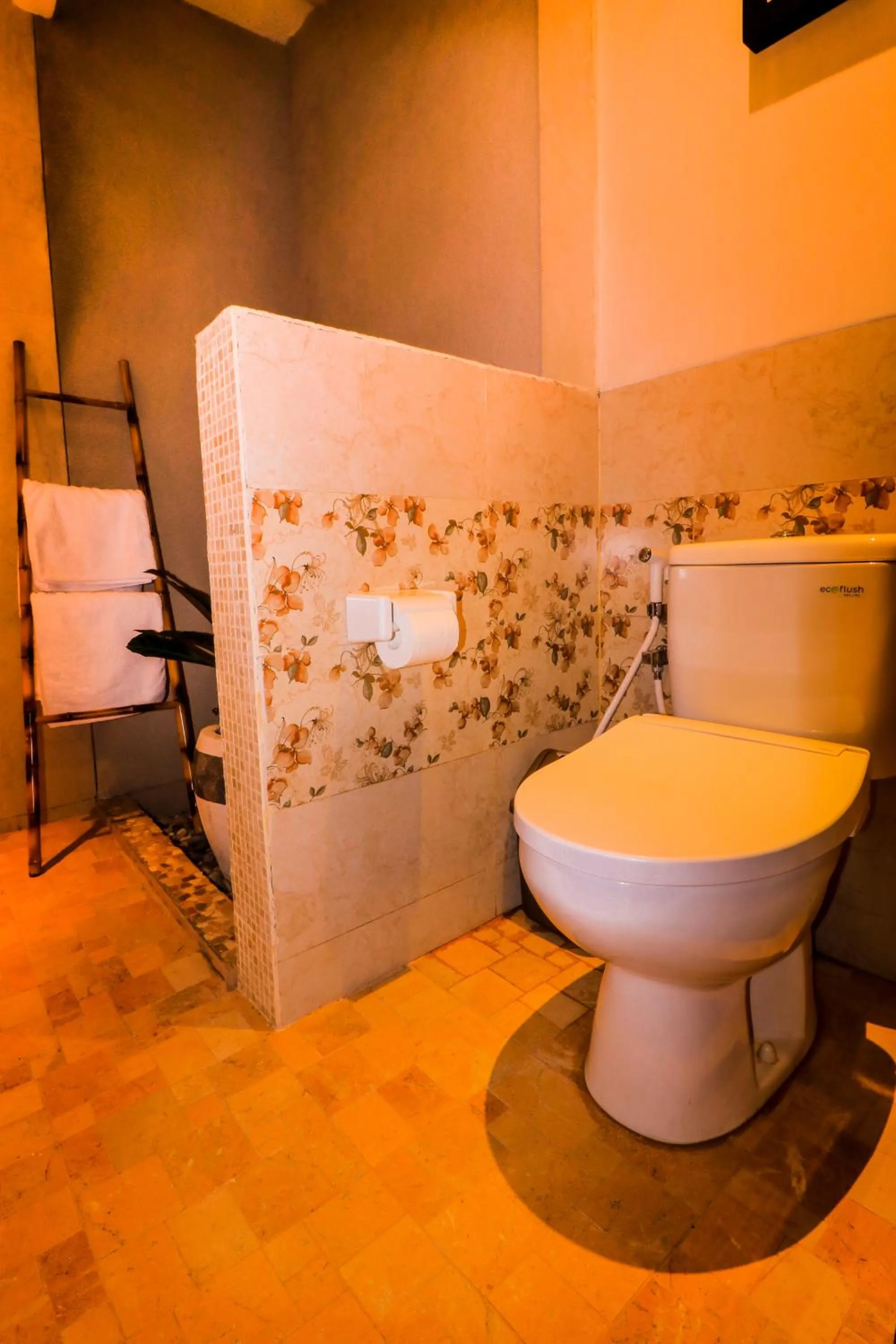 Shower in Taman Amertha Villas by Maha Bali