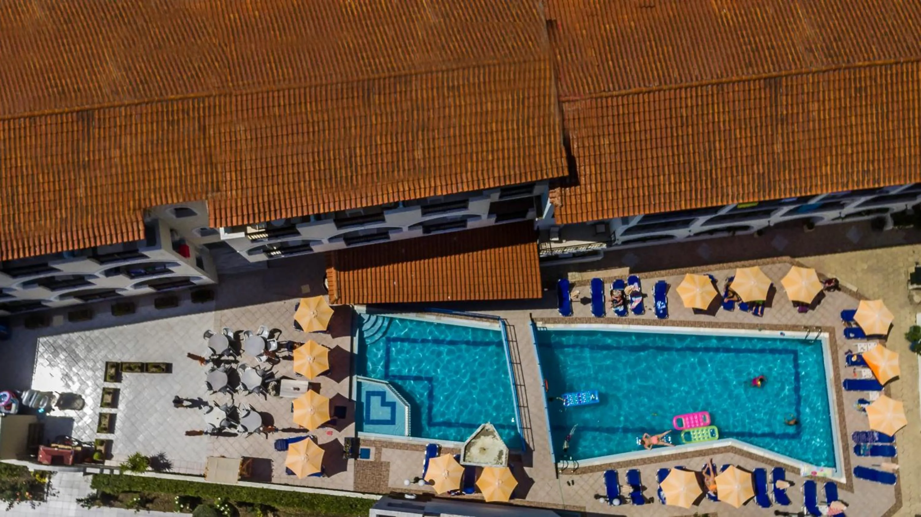 Pool view in Vossos Hotel Apartments