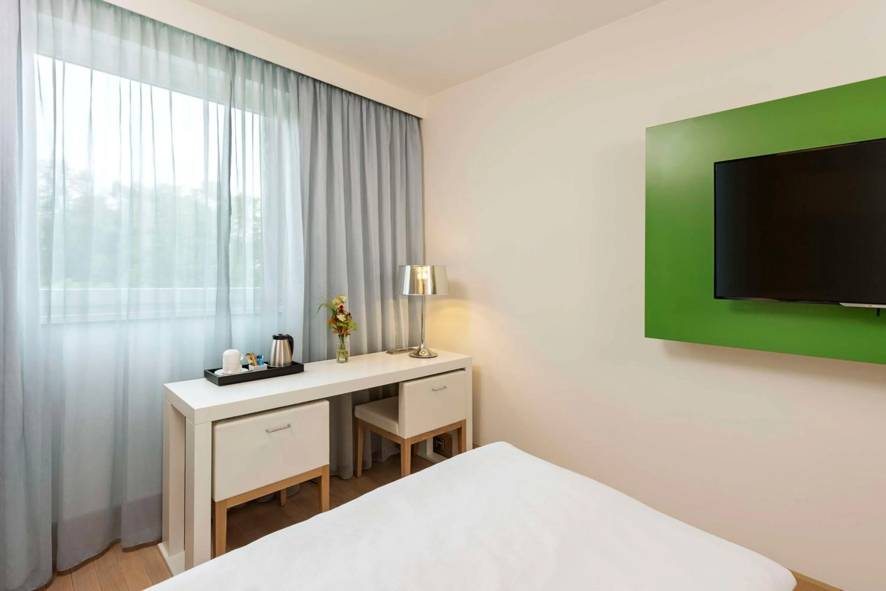 Bedroom, Bed in NH Ludwigsburg