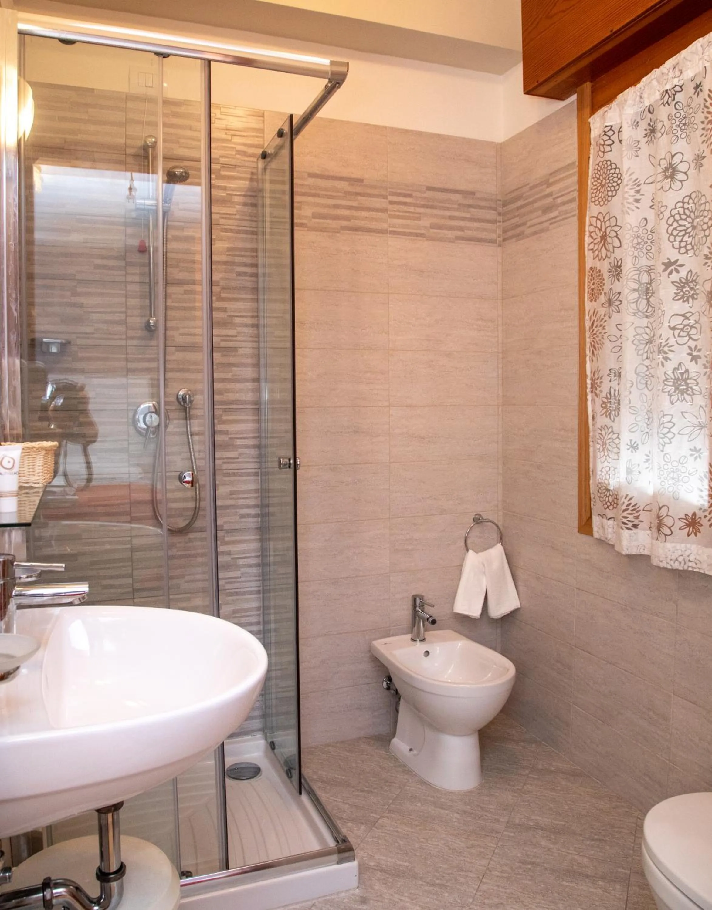 Shower in Hotel Nazionale