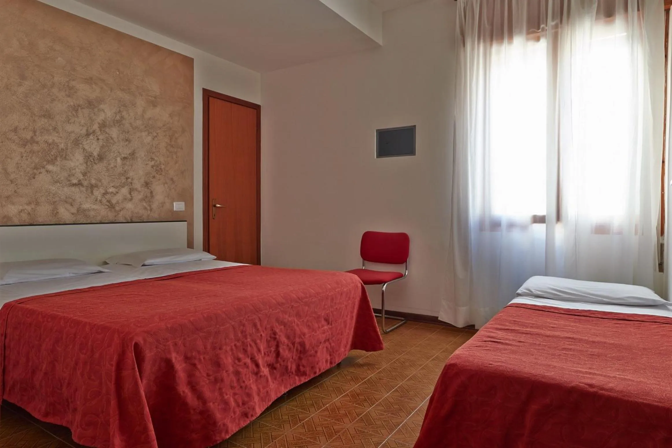 People, Bed in Hotel Nazionale