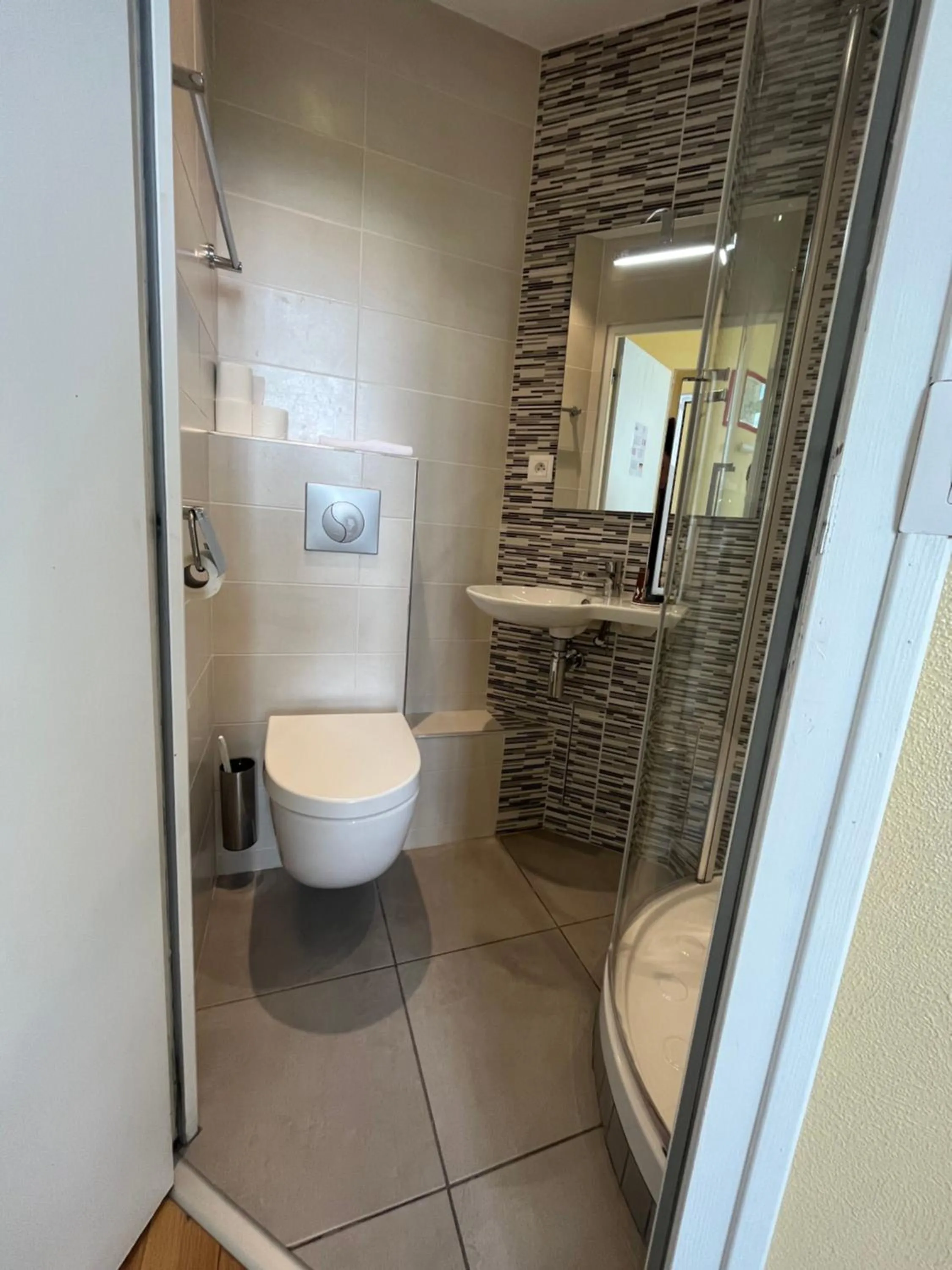 Bathroom in Hôtellerie Saint Yves