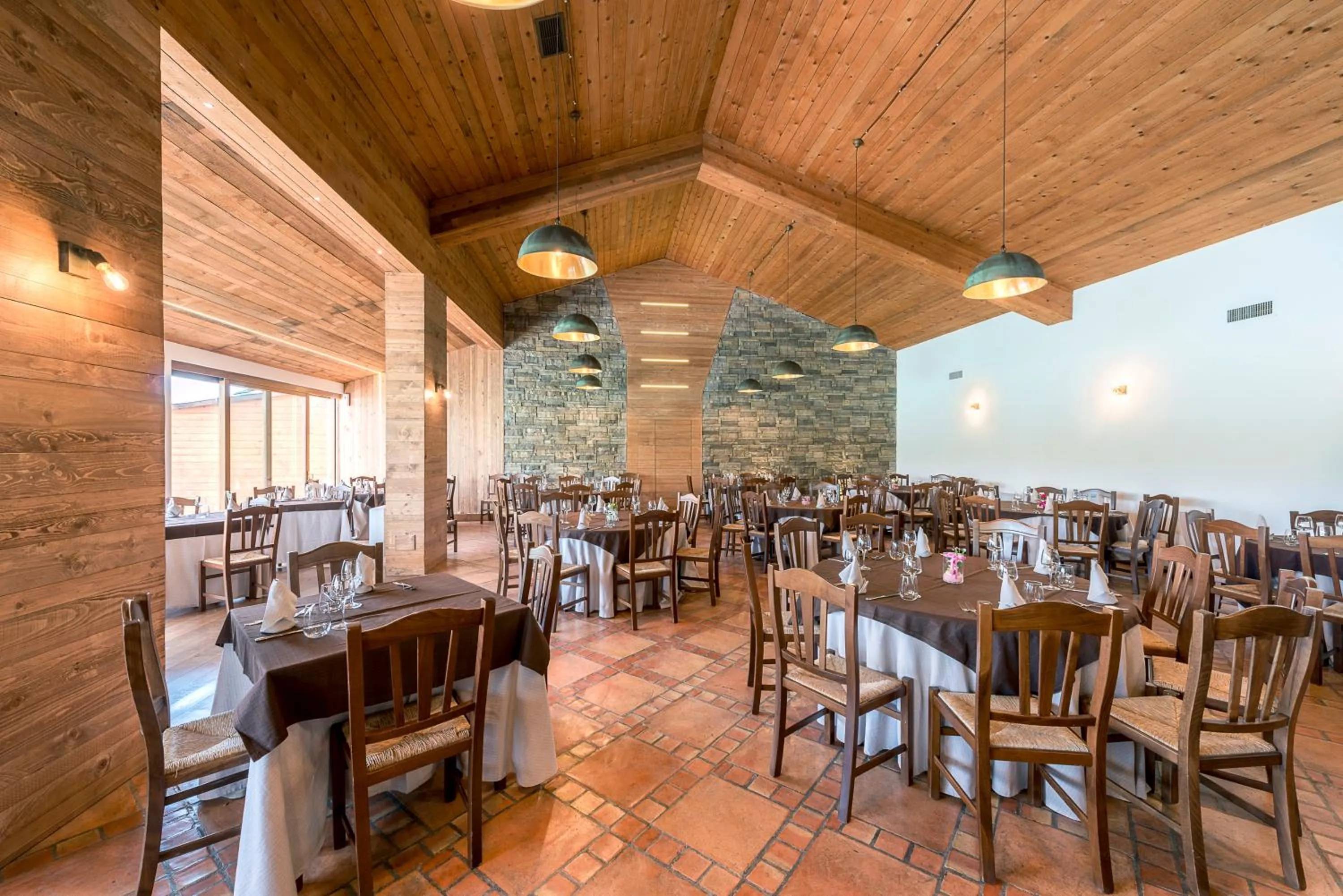 Restaurant/places to eat in Hotel Don Luis