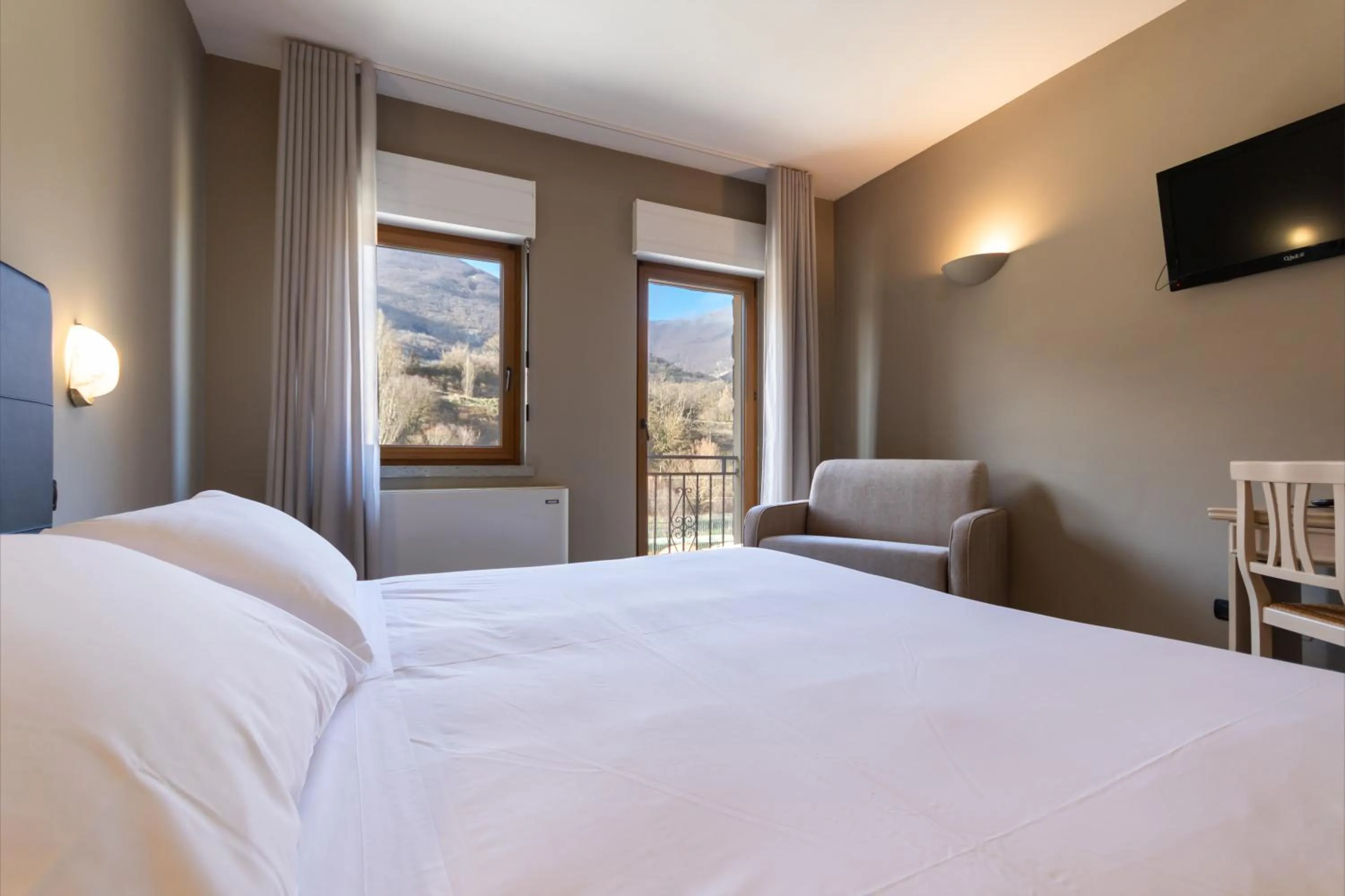 View (from property/room), Bed in Hotel Don Luis