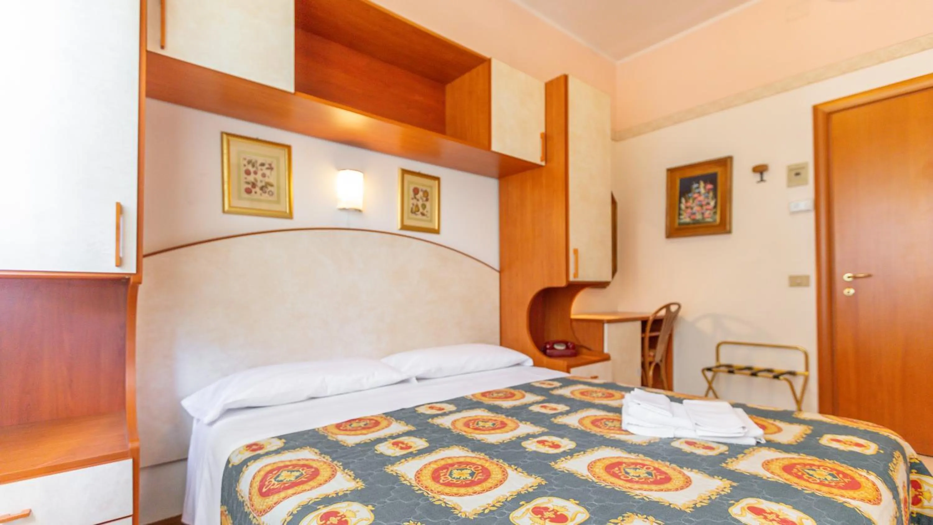 Bedroom, Bed in Hotel Parco Fellini