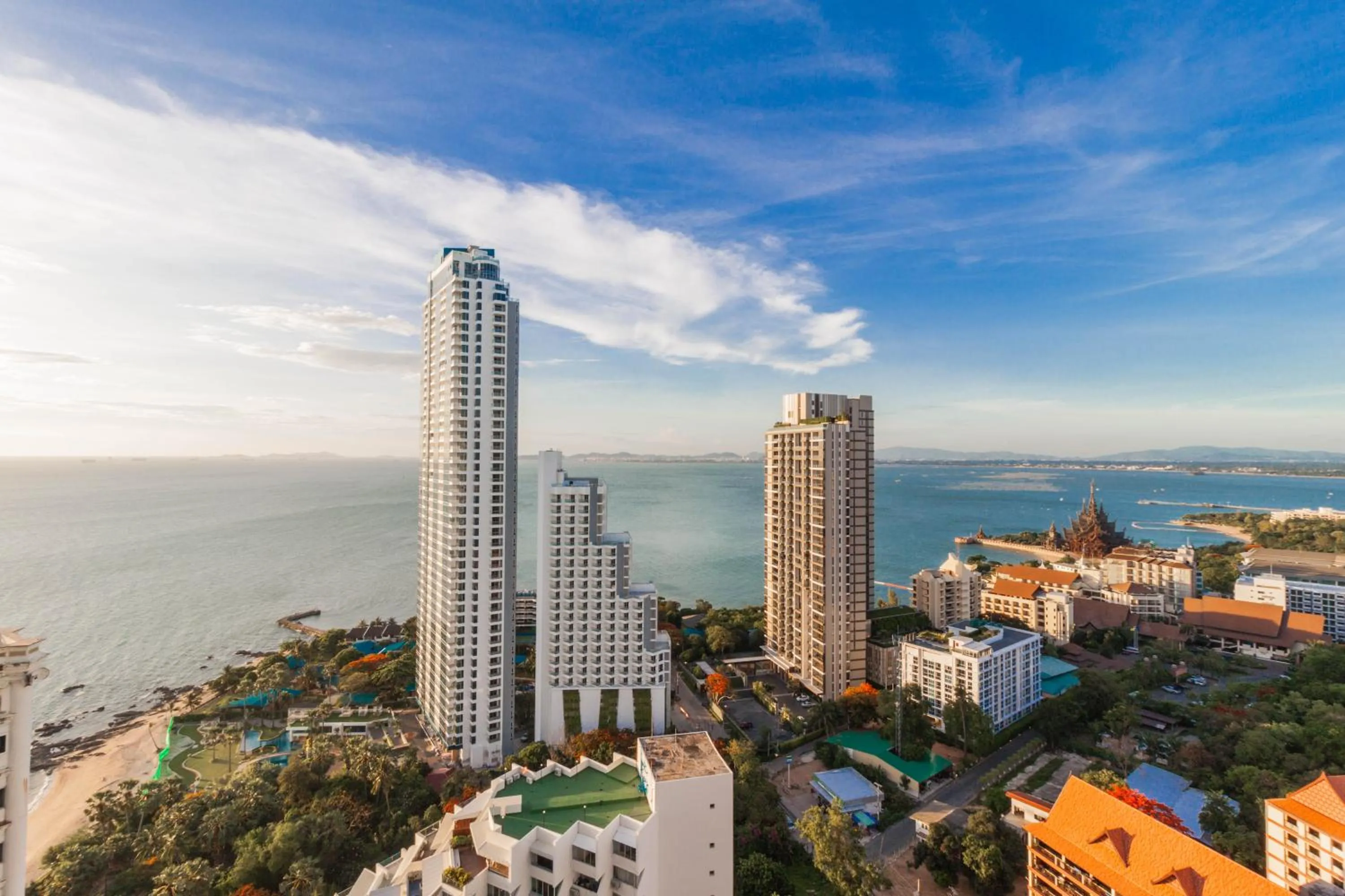 Balcony/Terrace in Wongamat Tower by Pattaya Sunny Rentals
