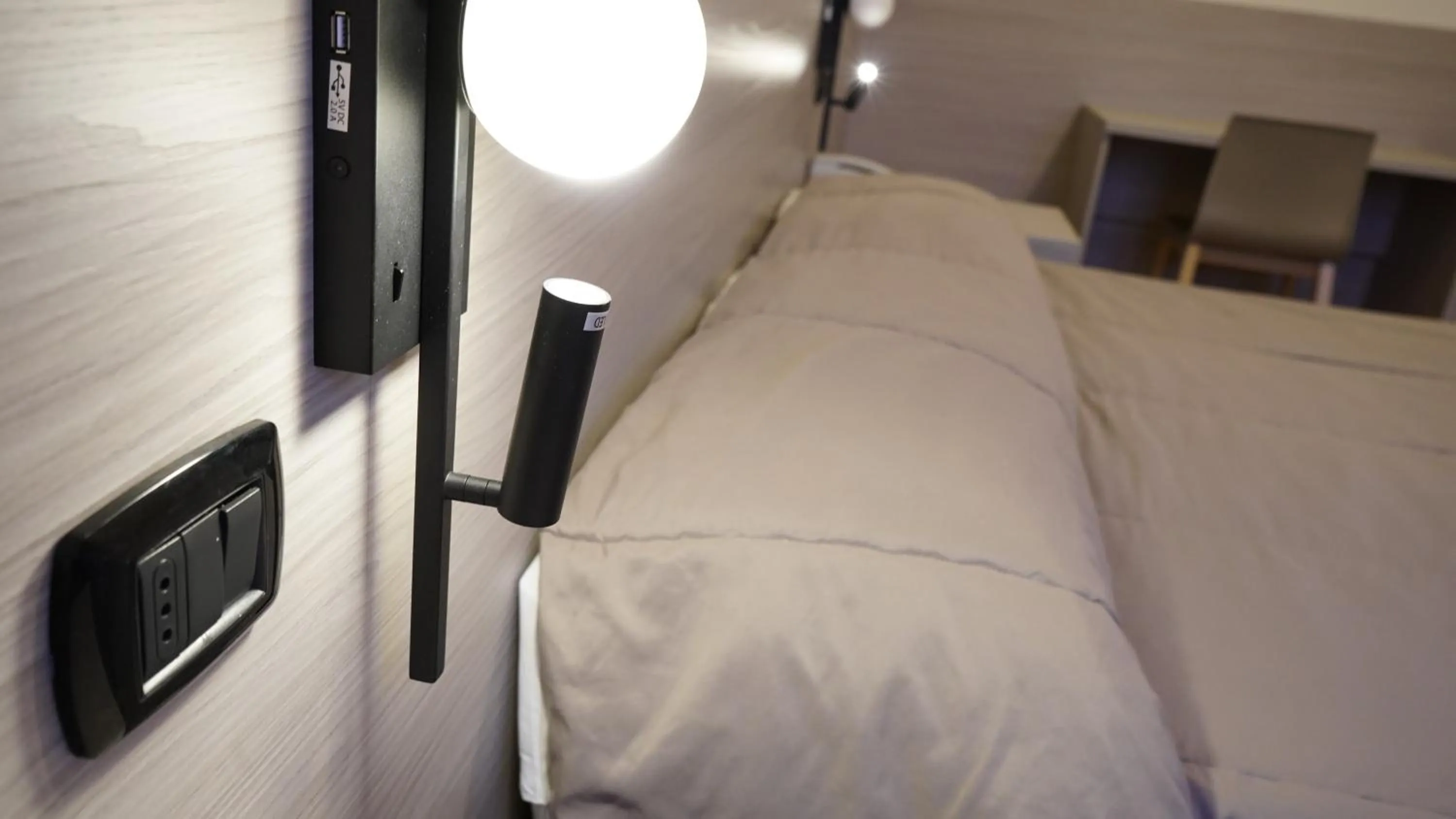 Bed in Hotel Astoria