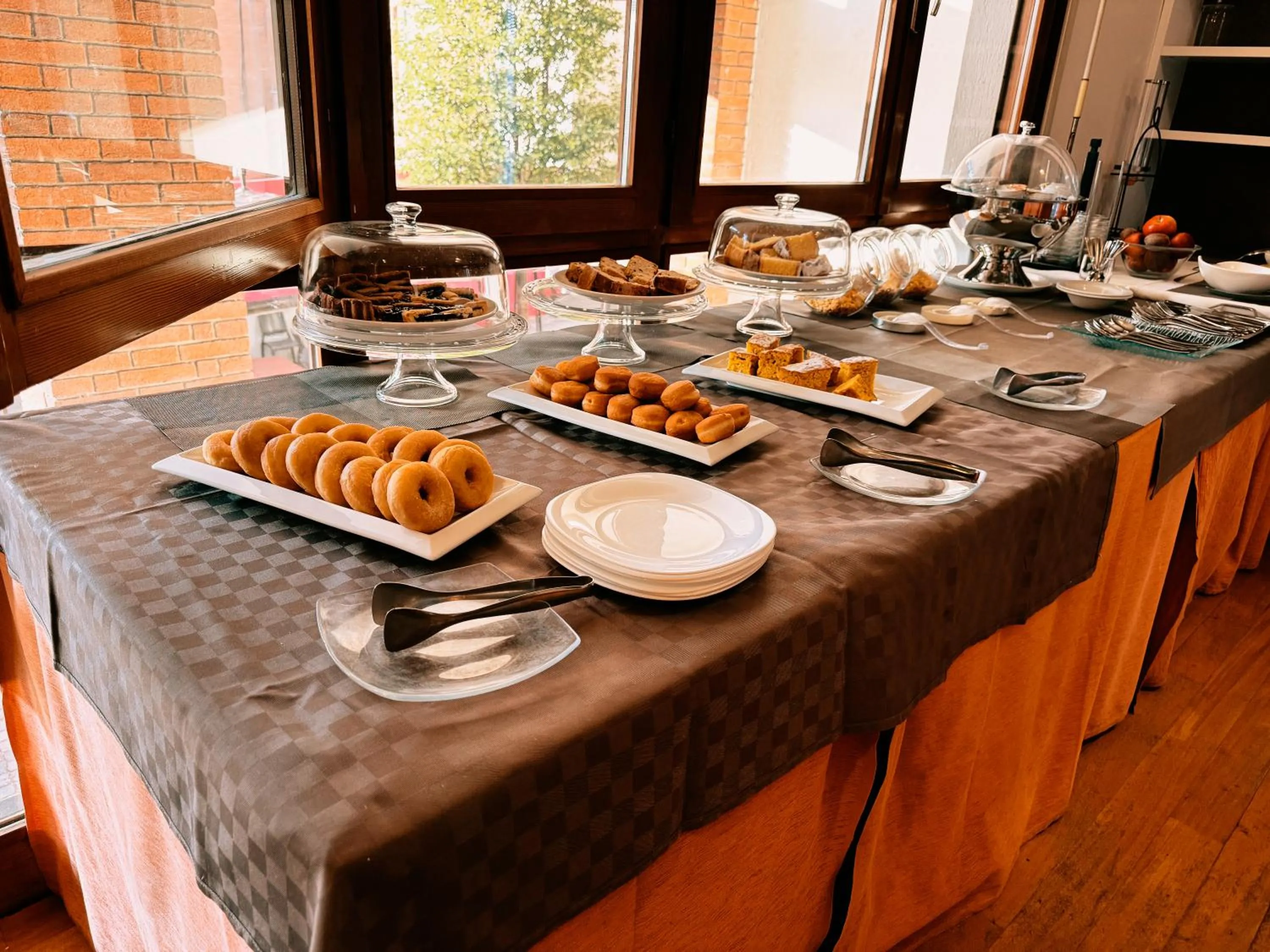 Breakfast in Hotel Astoria