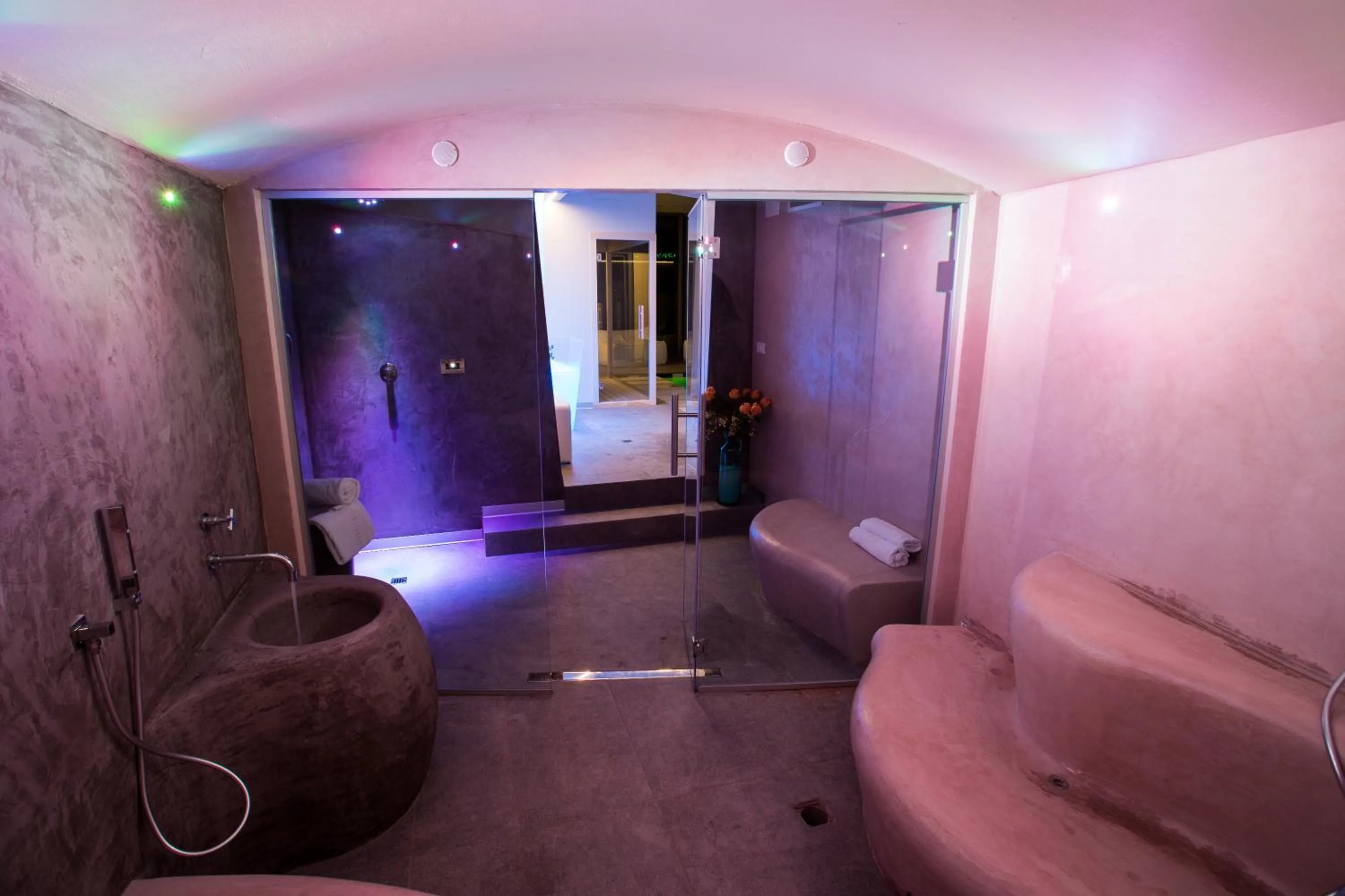 Property building in Hotel Abano Astoria