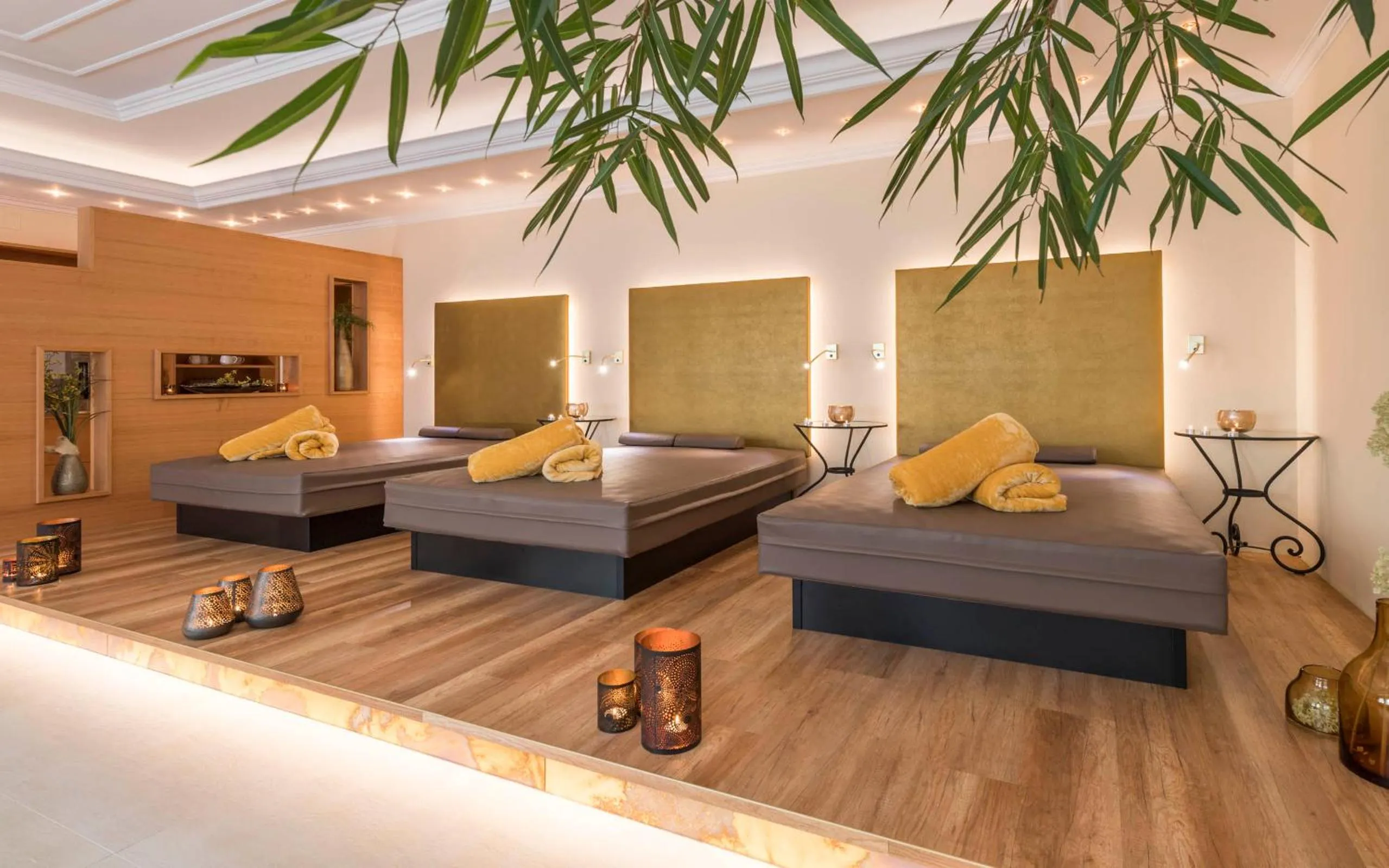 Spa and wellness centre/facilities, Bed in Romantik Hotel & Restaurant Stafler