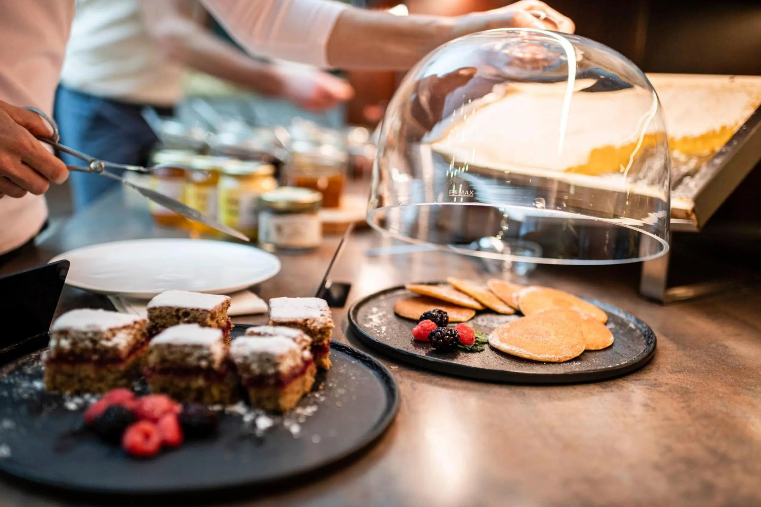 Buffet breakfast in Romantik Hotel & Restaurant Stafler