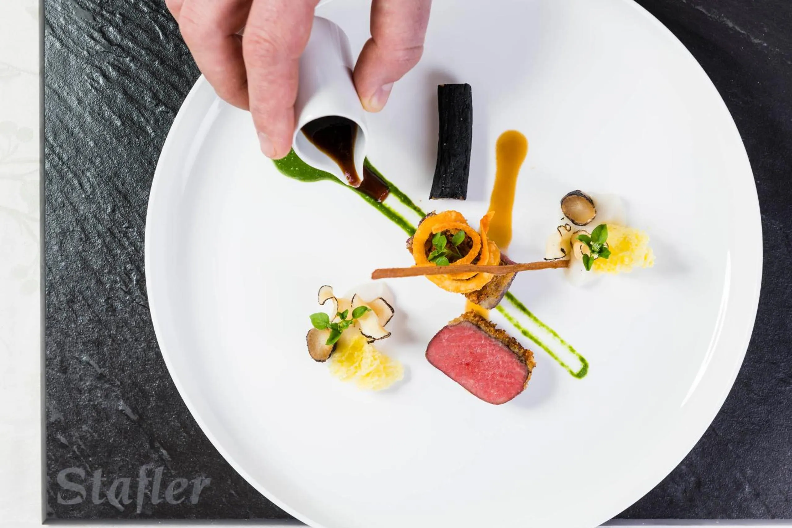 Food and drinks in Romantik Hotel & Restaurant Stafler