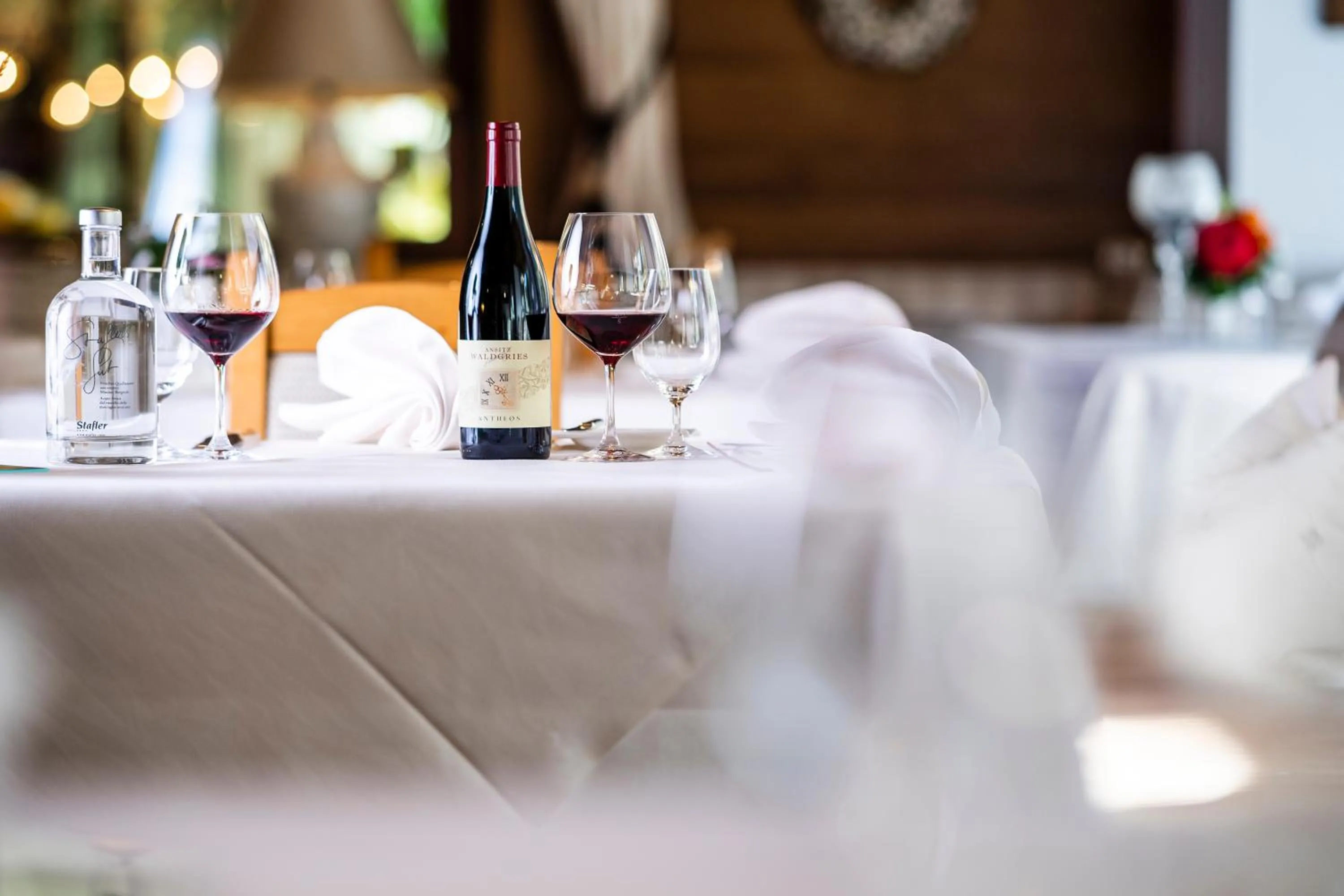 Restaurant/places to eat in Romantik Hotel & Restaurant Stafler