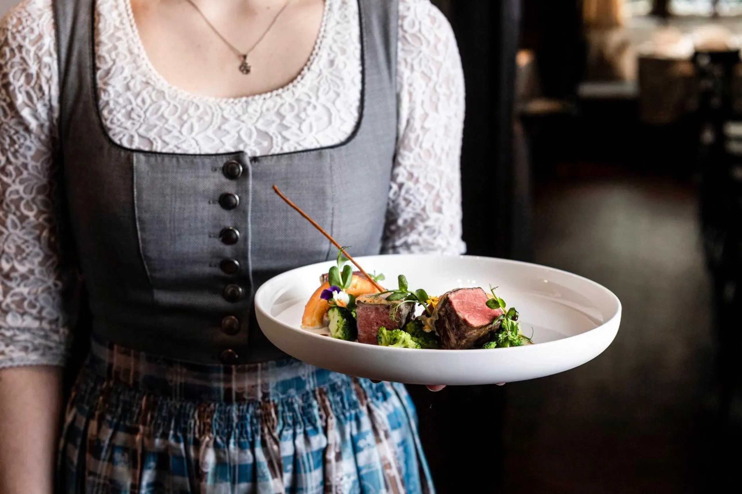 Restaurant/places to eat in Romantik Hotel & Restaurant Stafler