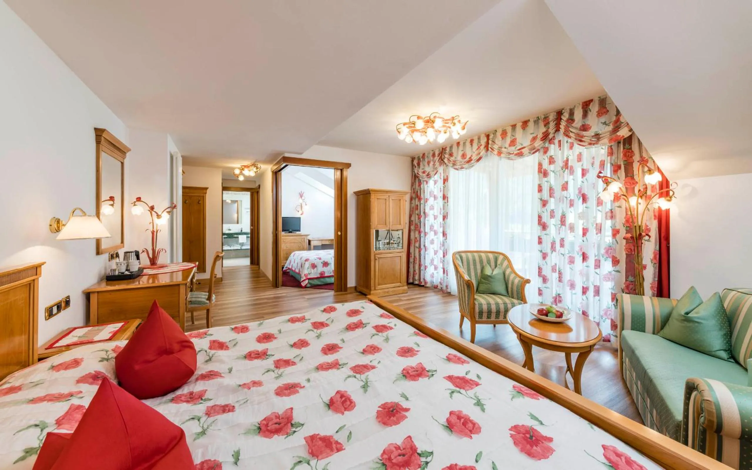 Photo of the whole room, Bed in Romantik Hotel & Restaurant Stafler