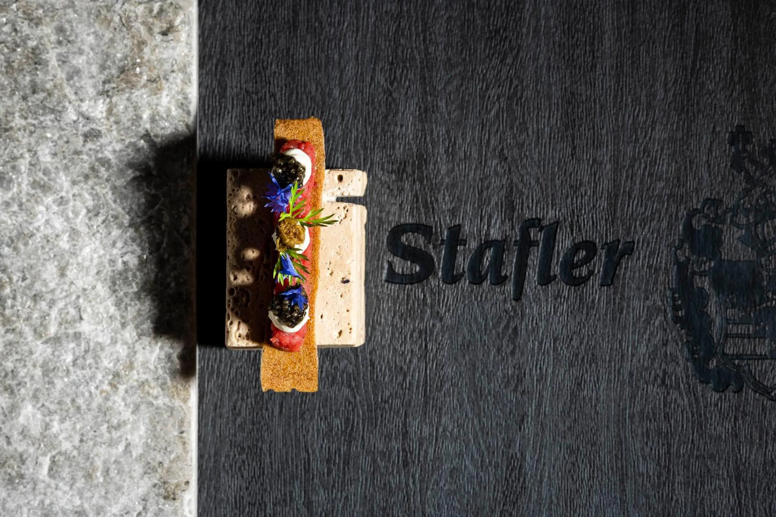 Restaurant/places to eat in Romantik Hotel & Restaurant Stafler