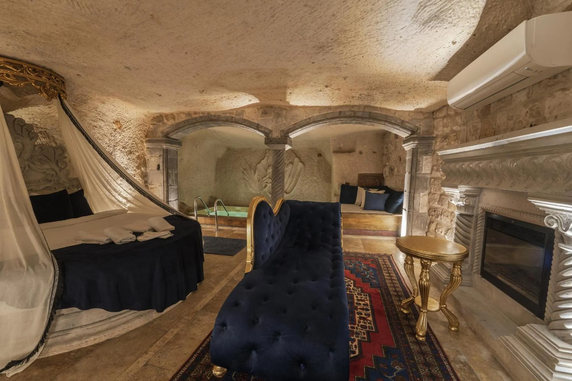 Photo of the whole room, Bed in Wish Cappadocia Luxury Boutique Chain Hotels