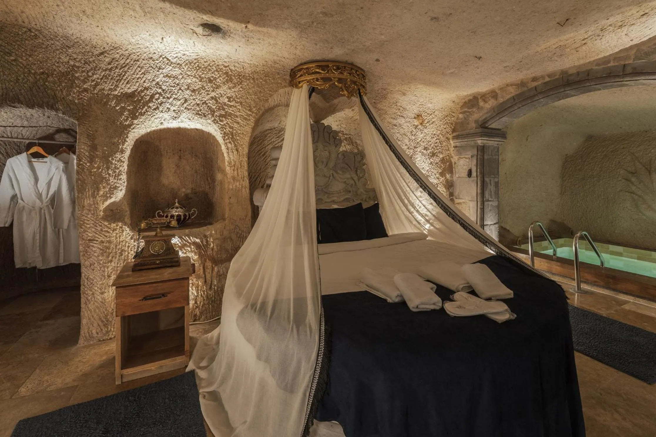 Pool view, Bed in Wish Cappadocia Luxury Boutique Chain Hotels