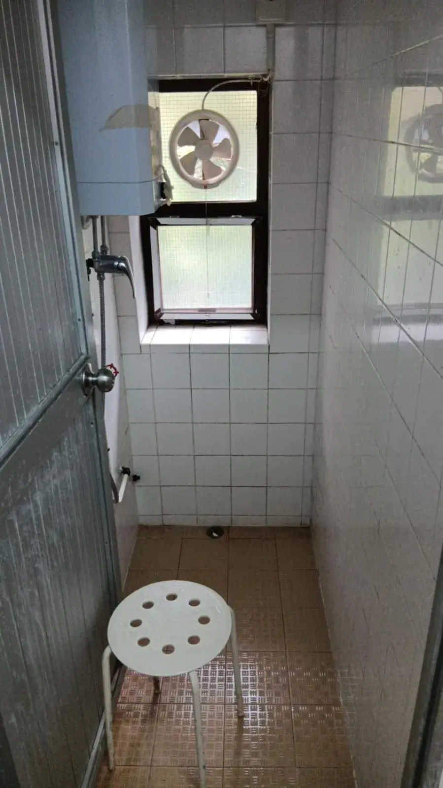 Family Room with Shared Bathroom in YHA Ngong Ping SG Davis Youth Hostel Family Room with Shared Bathroom in YHA Ngong Ping SG Davis Youth Hostel