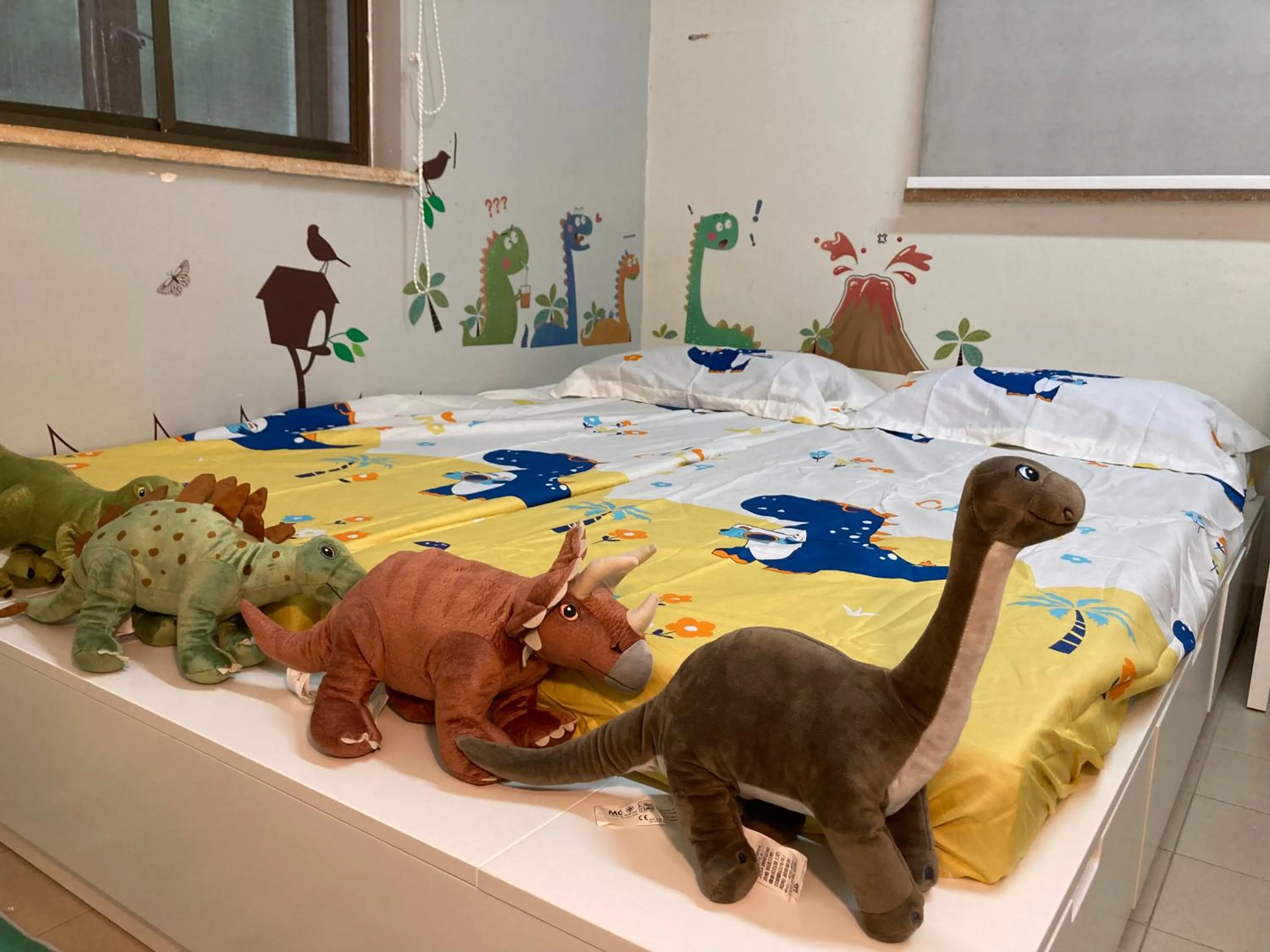 Bed in YHA Ngong Ping SG Davis Youth Hostel