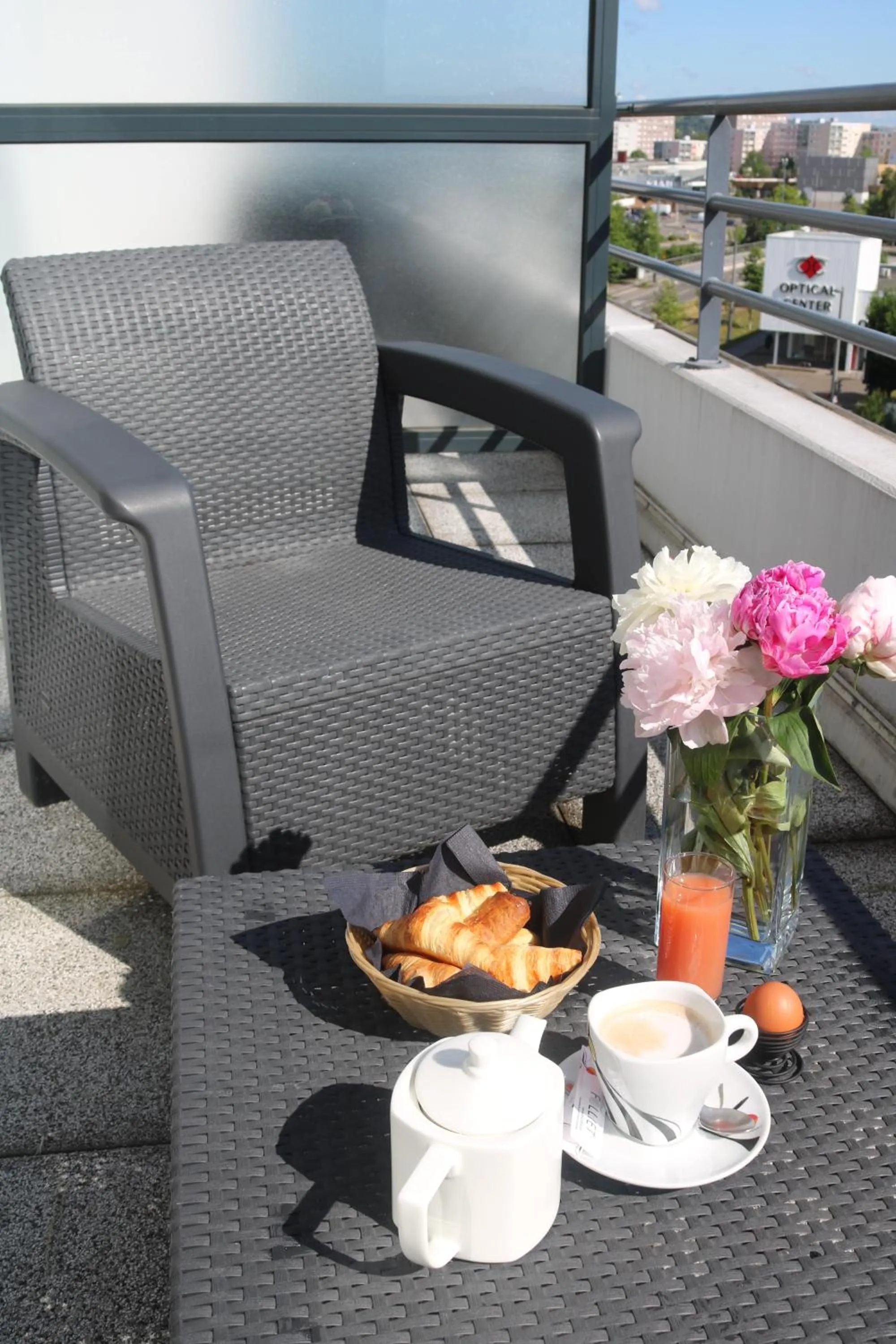 Breakfast in Le Lodge Brit Hotel Strasbourg Zenith