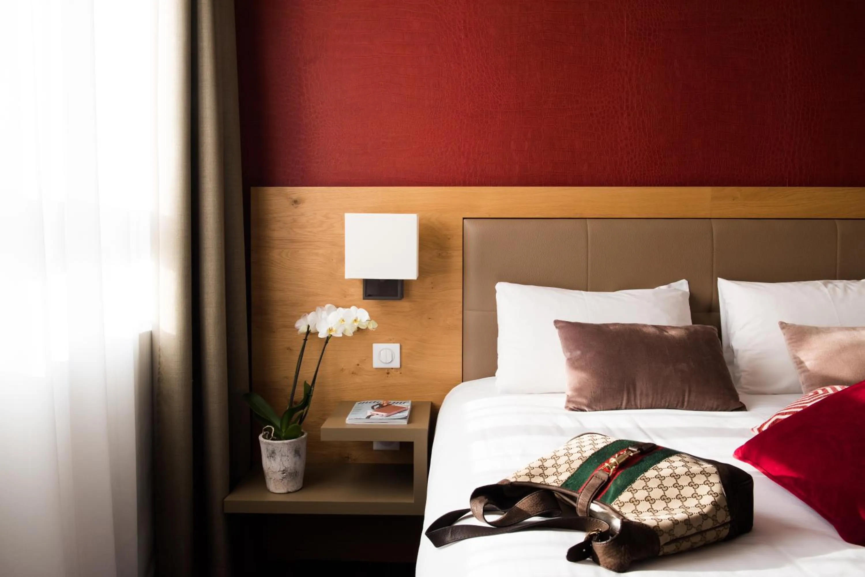 Bedroom, Bed in Le Lodge Brit Hotel Strasbourg Zenith