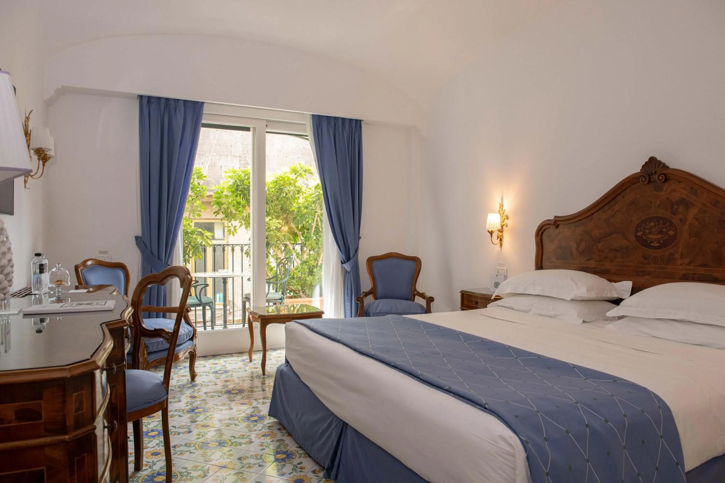 Bed in Grand Hotel La Favorita