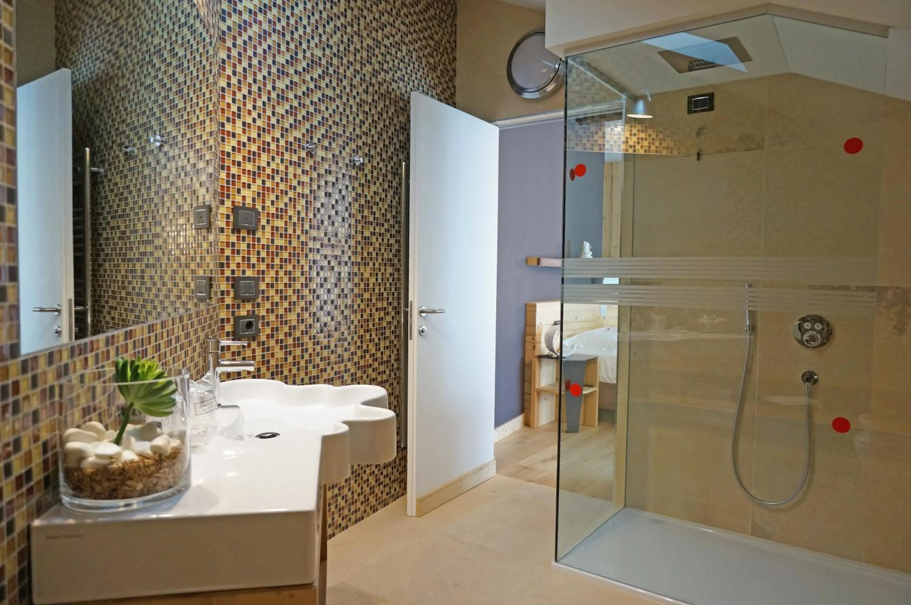 Shower in Hotel Orso Grigio