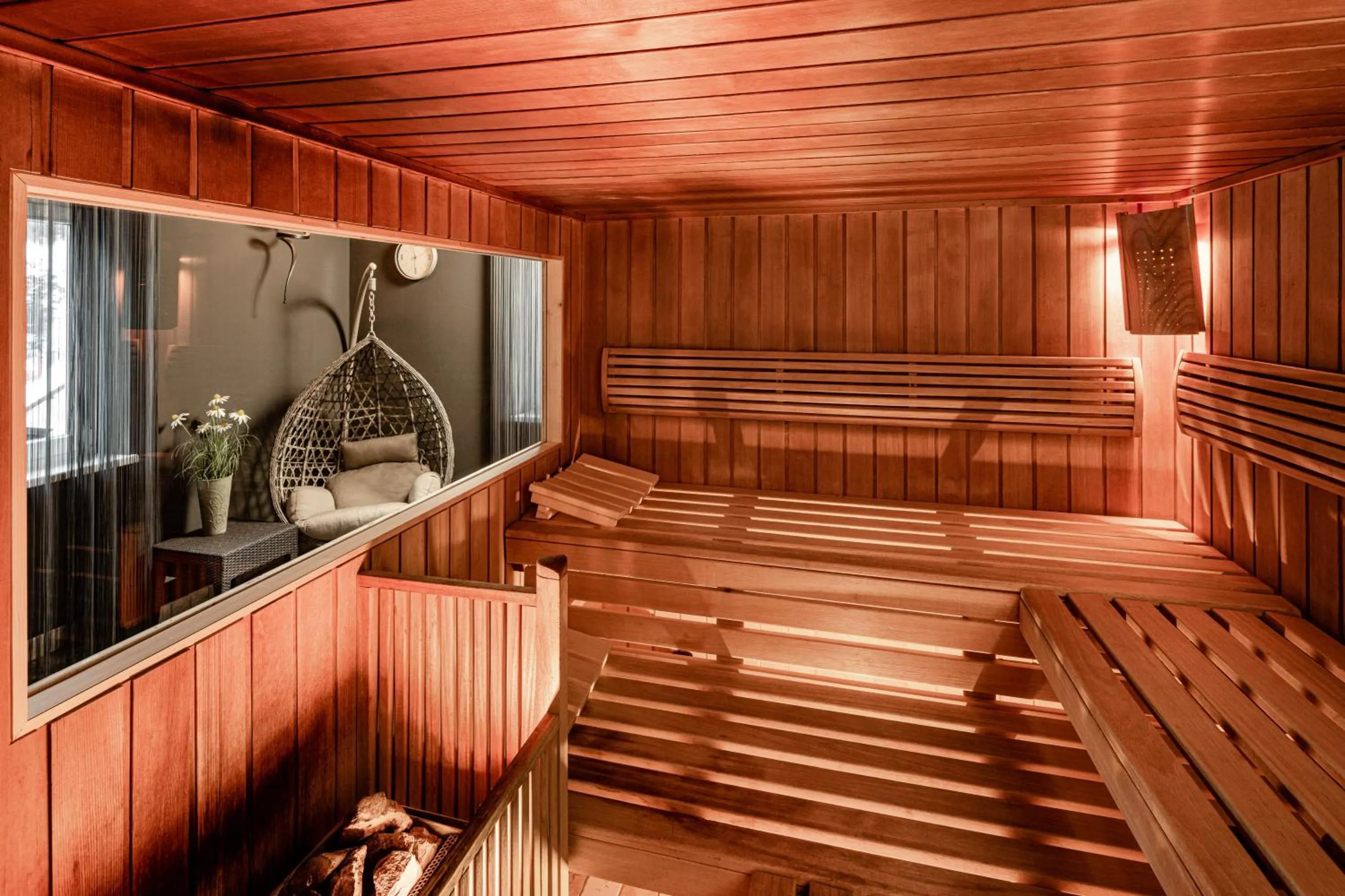 Massage in Boutique & Fashion Hotel Maciaconi - Gardenahotels