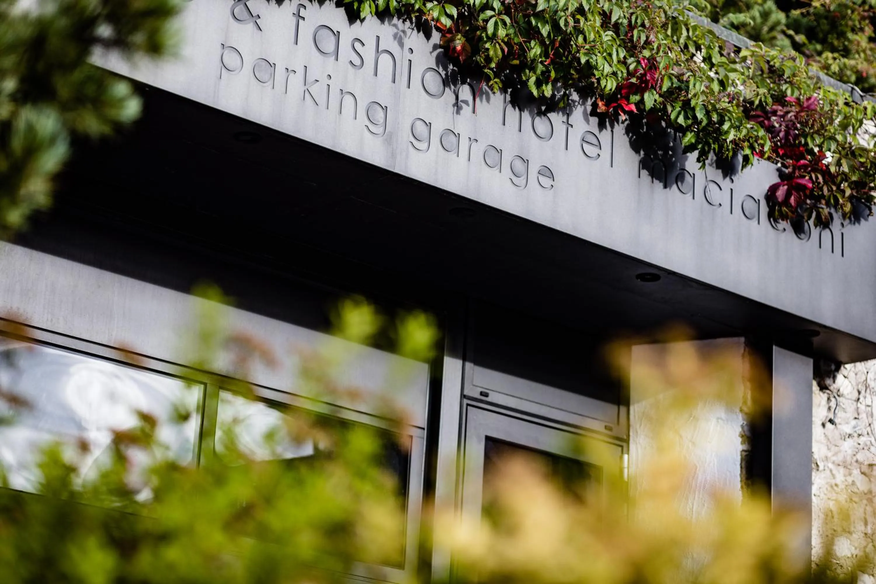 Property logo or sign in Boutique & Fashion Hotel Maciaconi - Gardenahotels