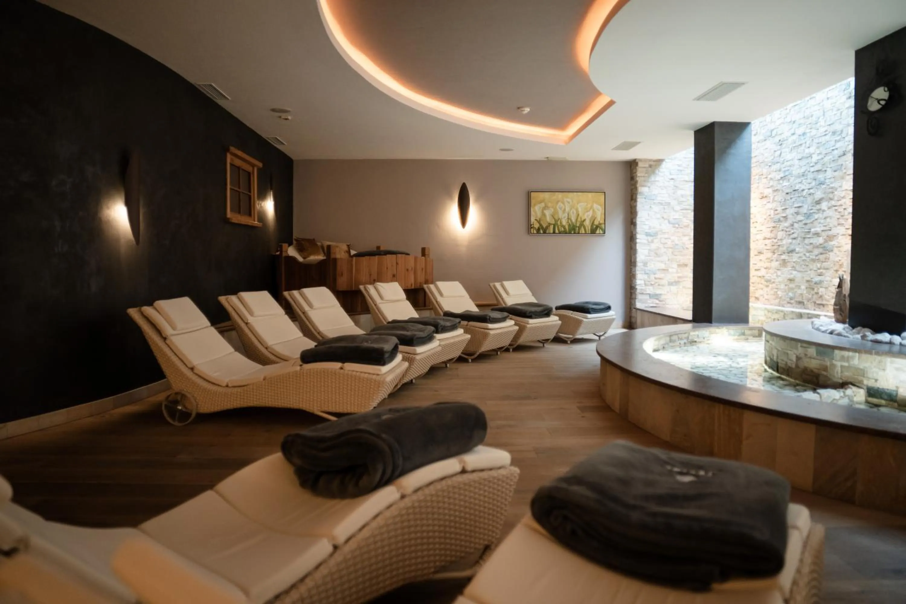 Spa and wellness centre/facilities in Tevini Dolomites Charming Hotel