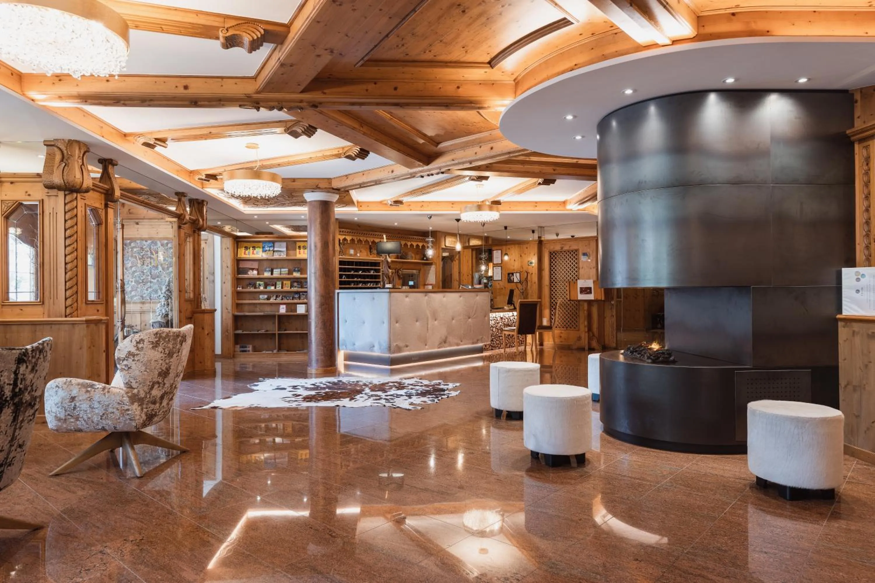 Lobby or reception in Tevini Dolomites Charming Hotel